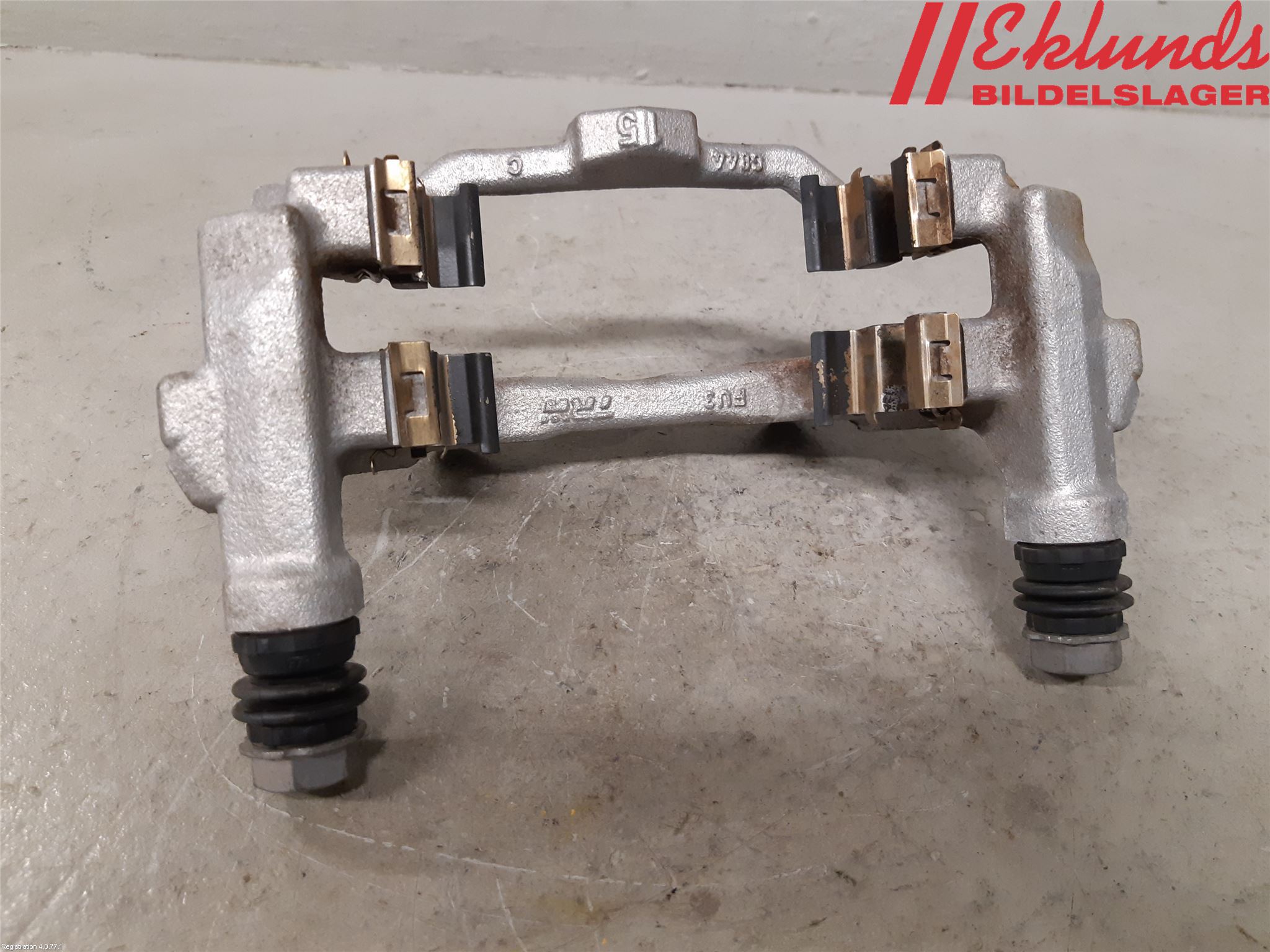 Toyota COROLLA 19- Bromsokshållare