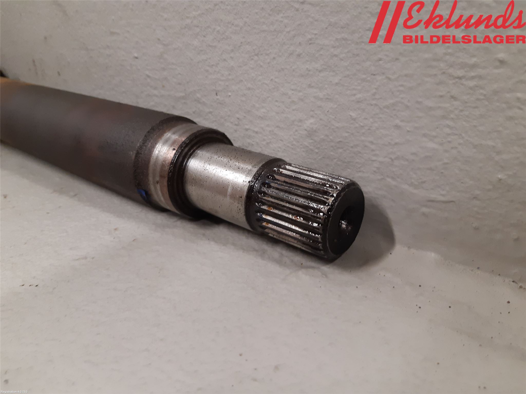 Volvo V70 08-13 Drivaxel Fram Höger