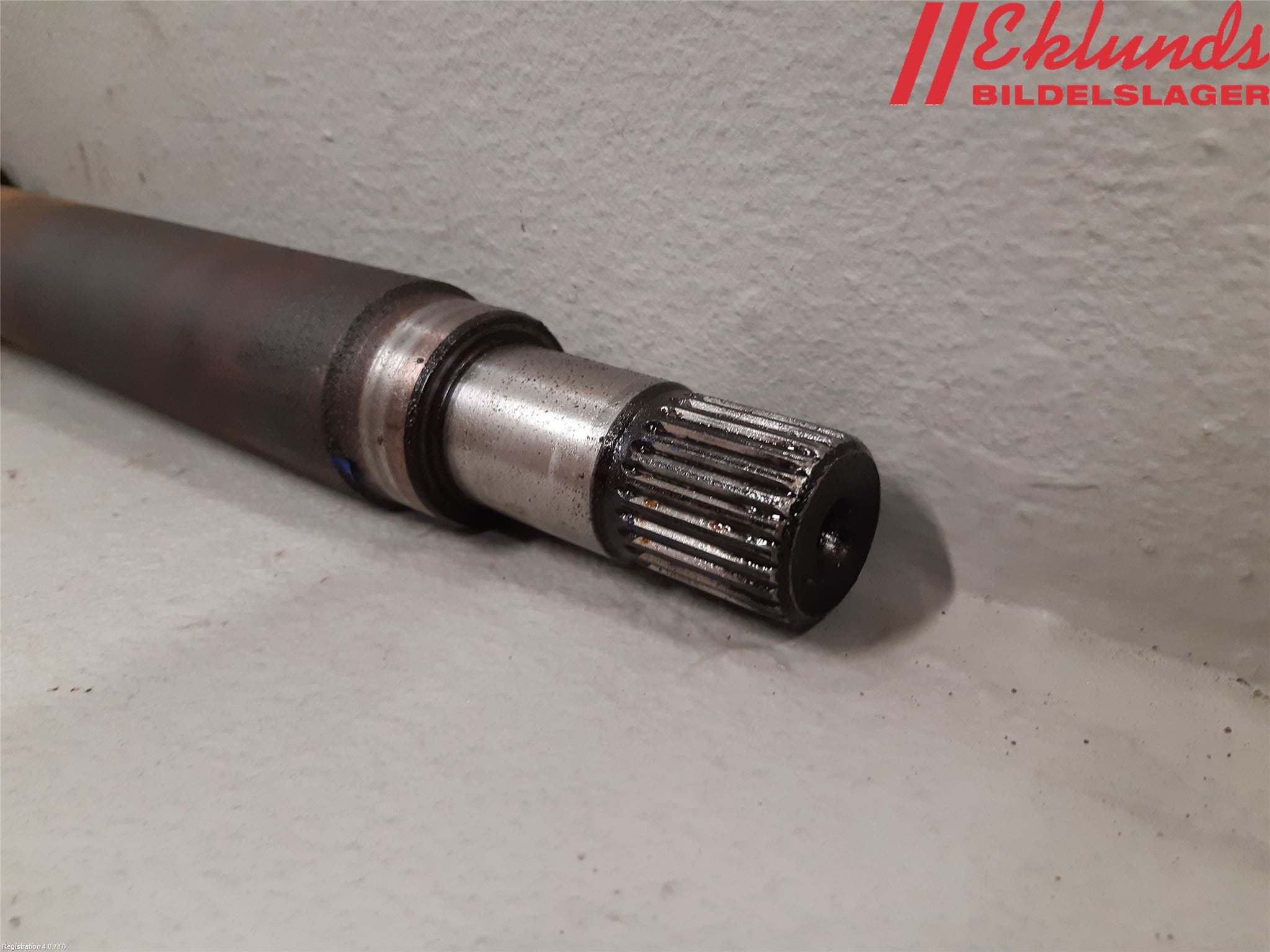 Volvo V70 08-13 Drivaxel Fram Höger