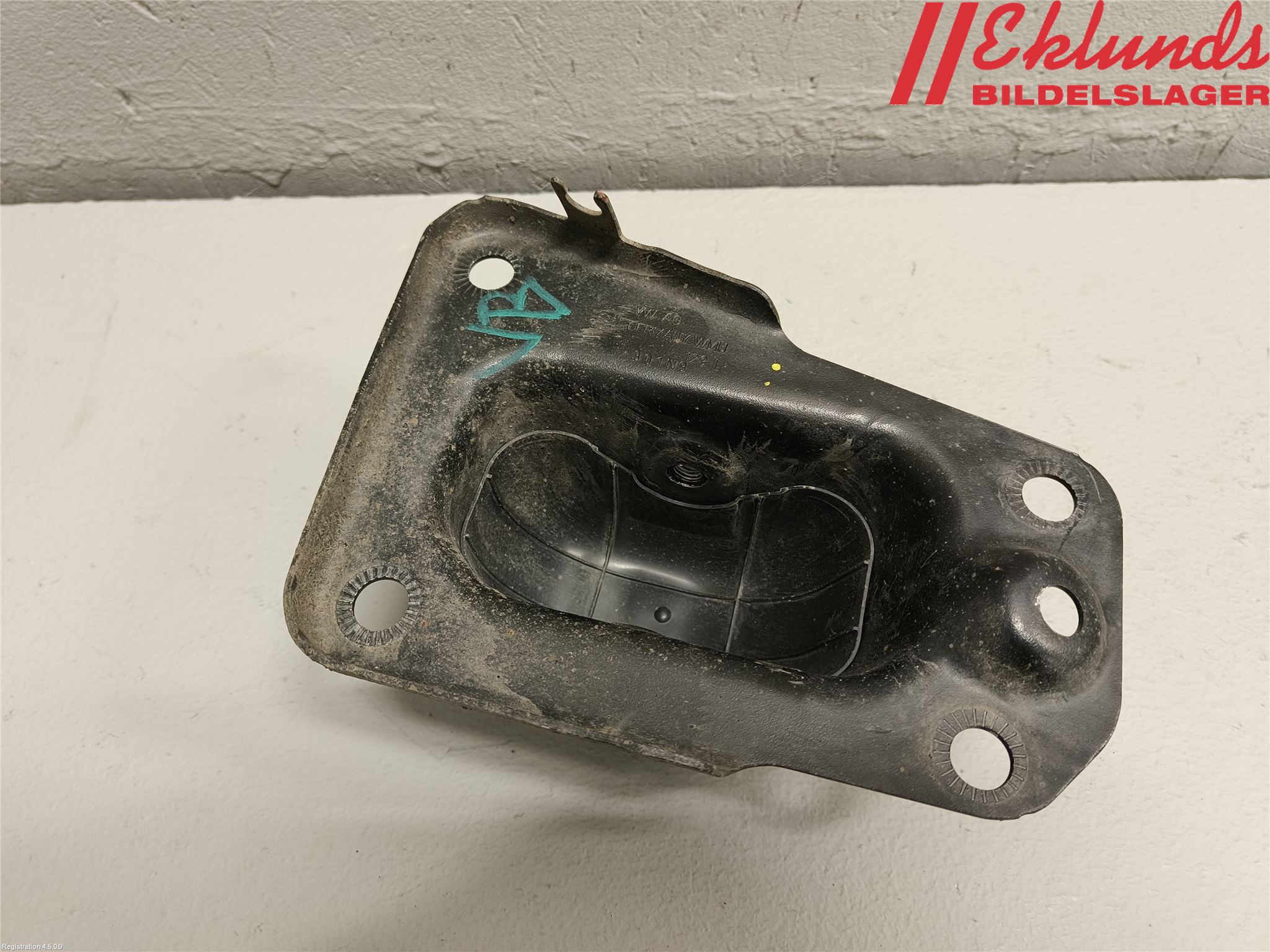 Volkswagen VW PASSAT 20-24 Bärarm Bak Vänster