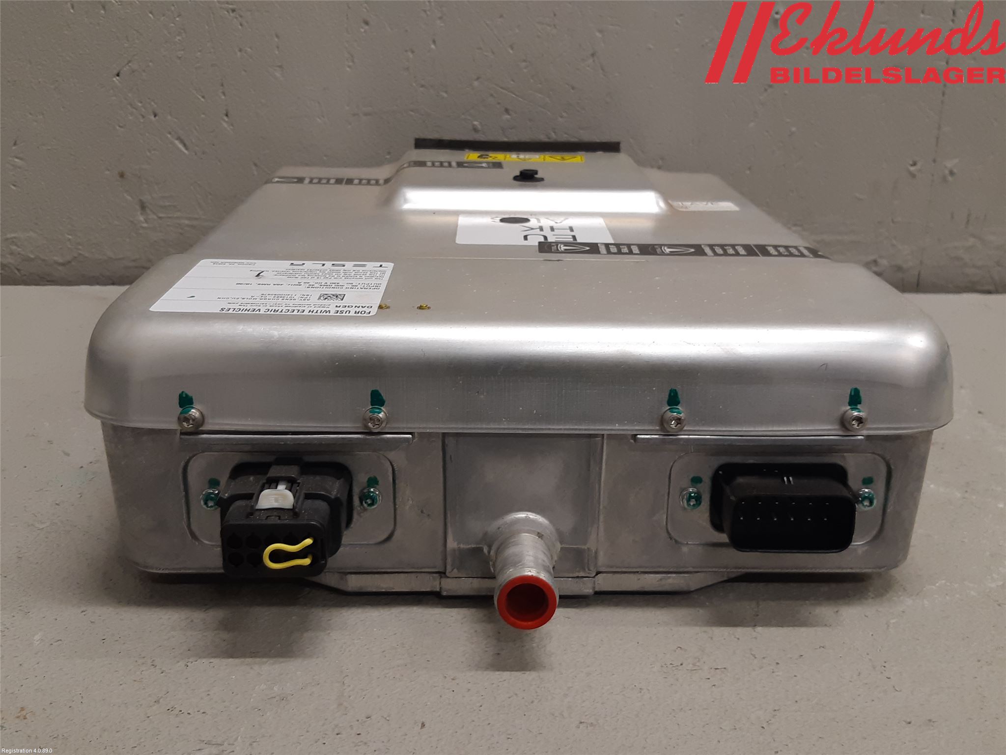 Tesla MODEL S 13- Batteriladdare Högspänning
