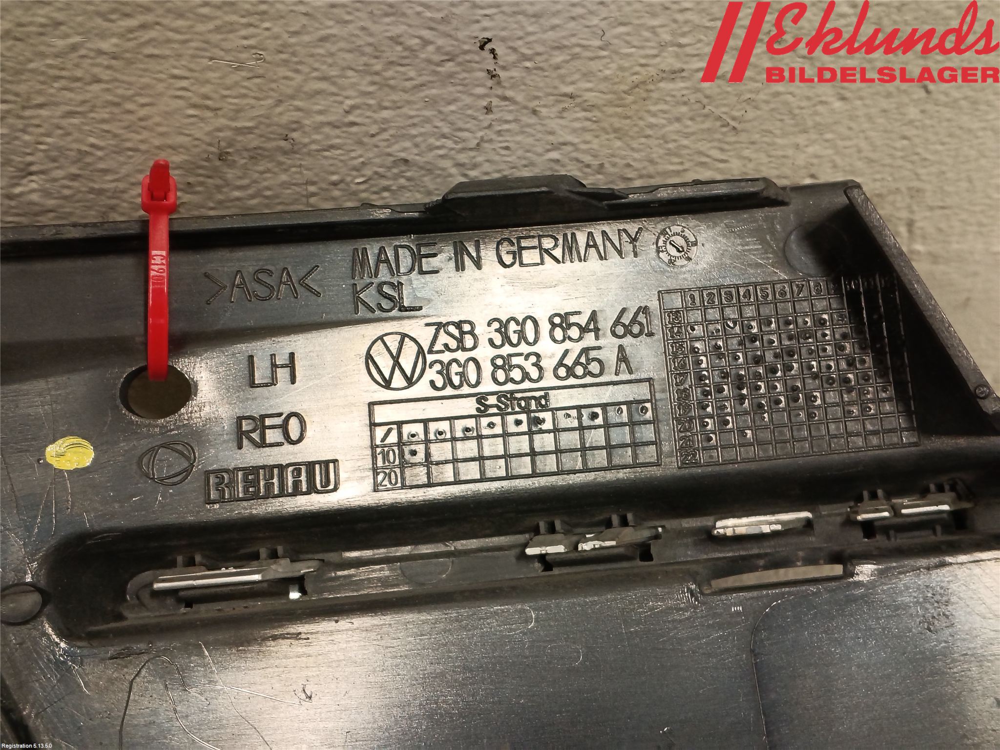 Volkswagen VW PASSAT 15-19 Dimljussarg Fram