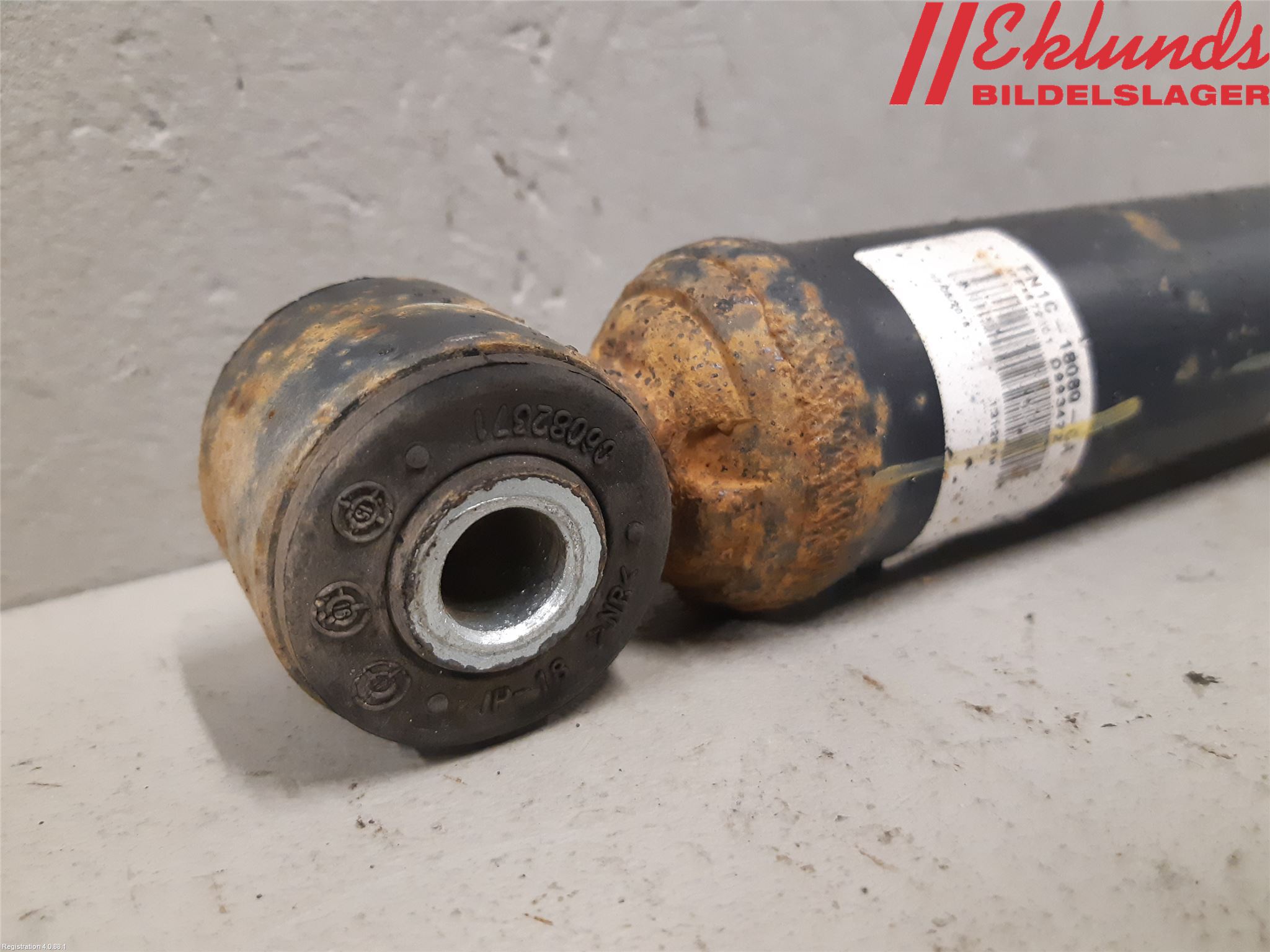 Ford ECOSPORT 17- Stötdämpare Bak