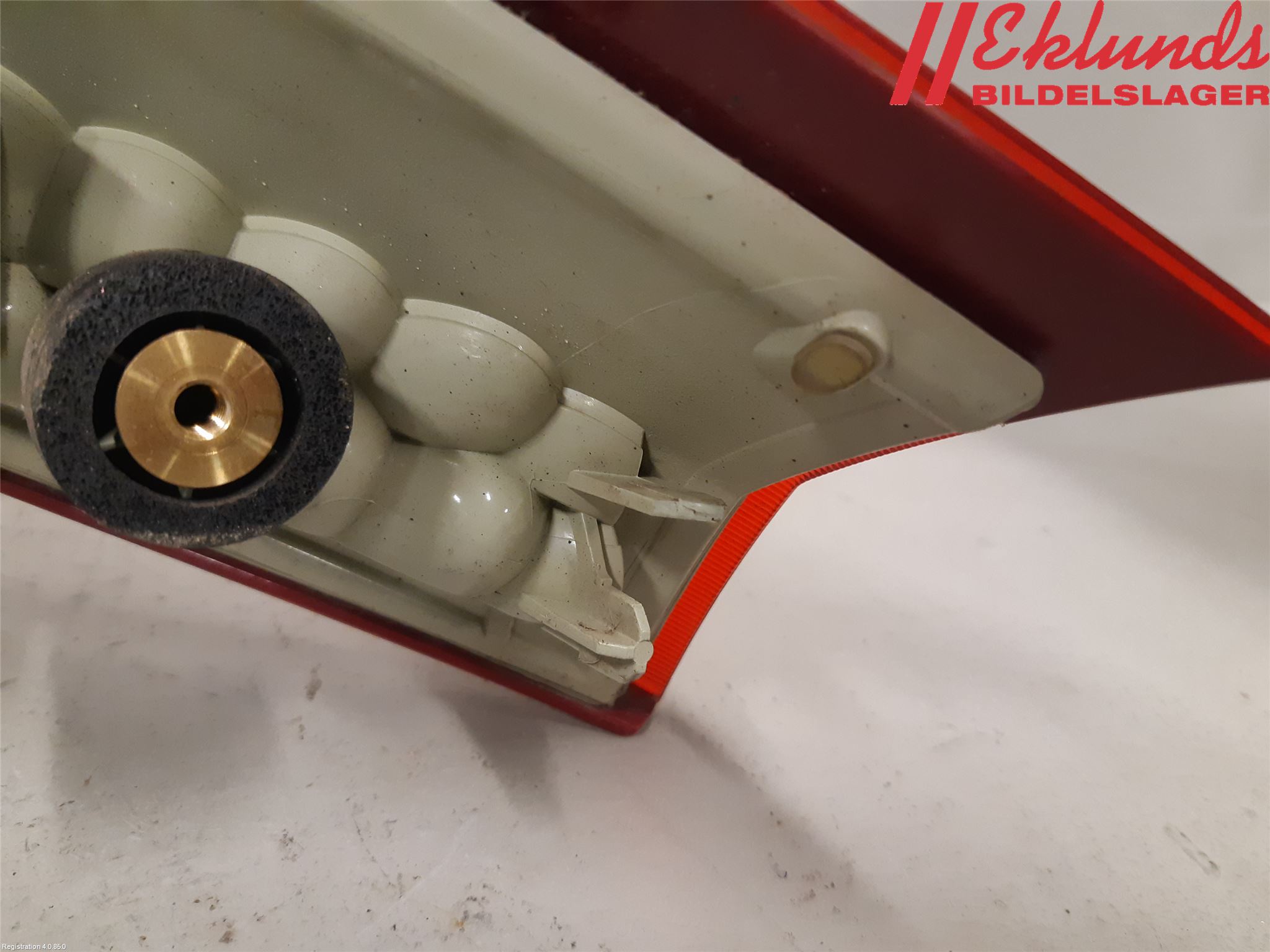 Volvo XC70 08-13 Bakljus Lucka Hö