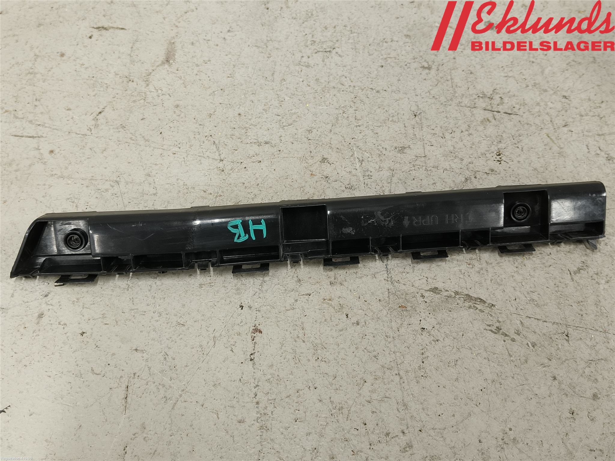 Nissan QASHQAI 14-17 Stötfångarfäste Bak Hö