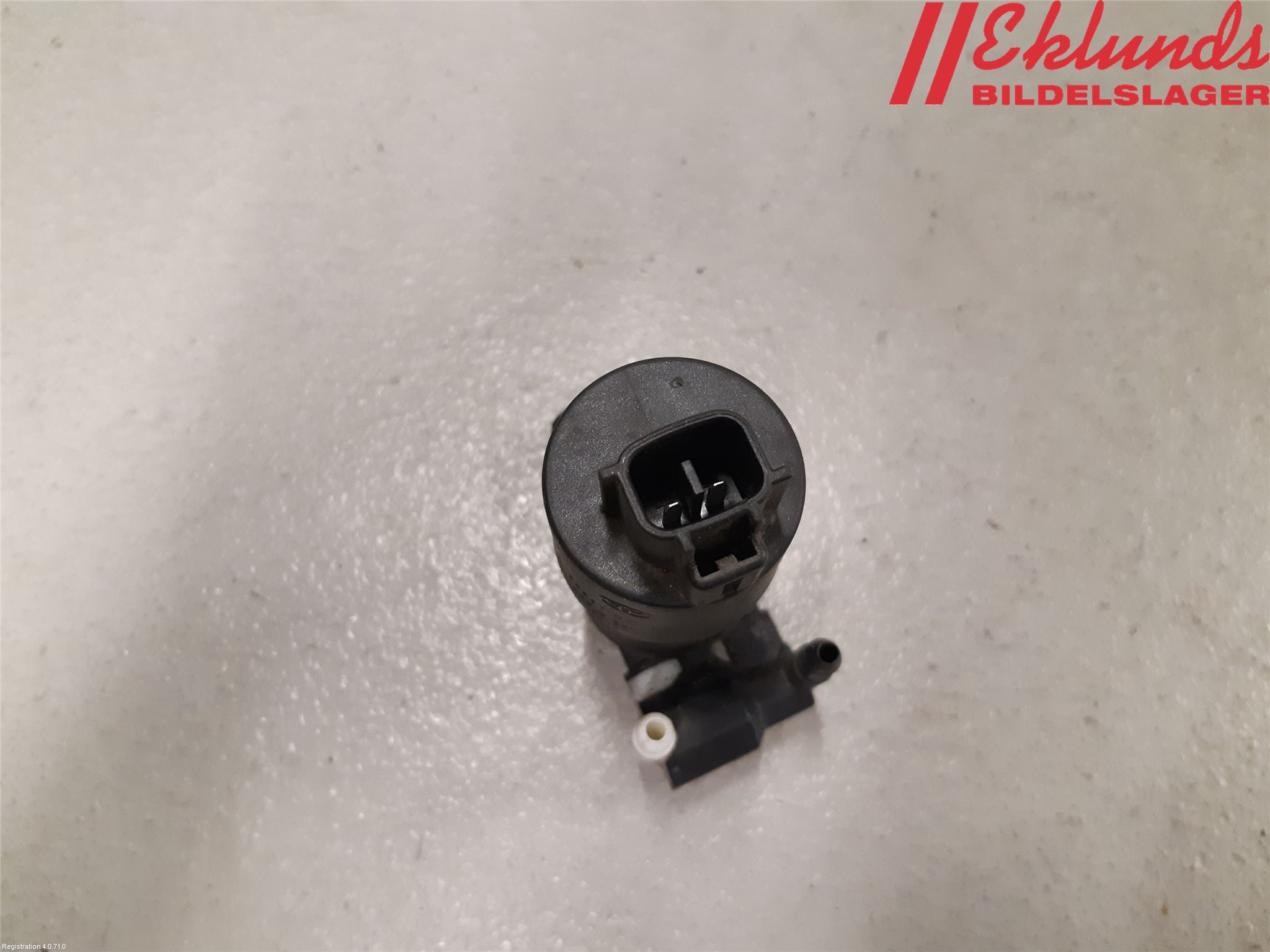 Toyota C-HR 16-23 Spolarpump Vindruta