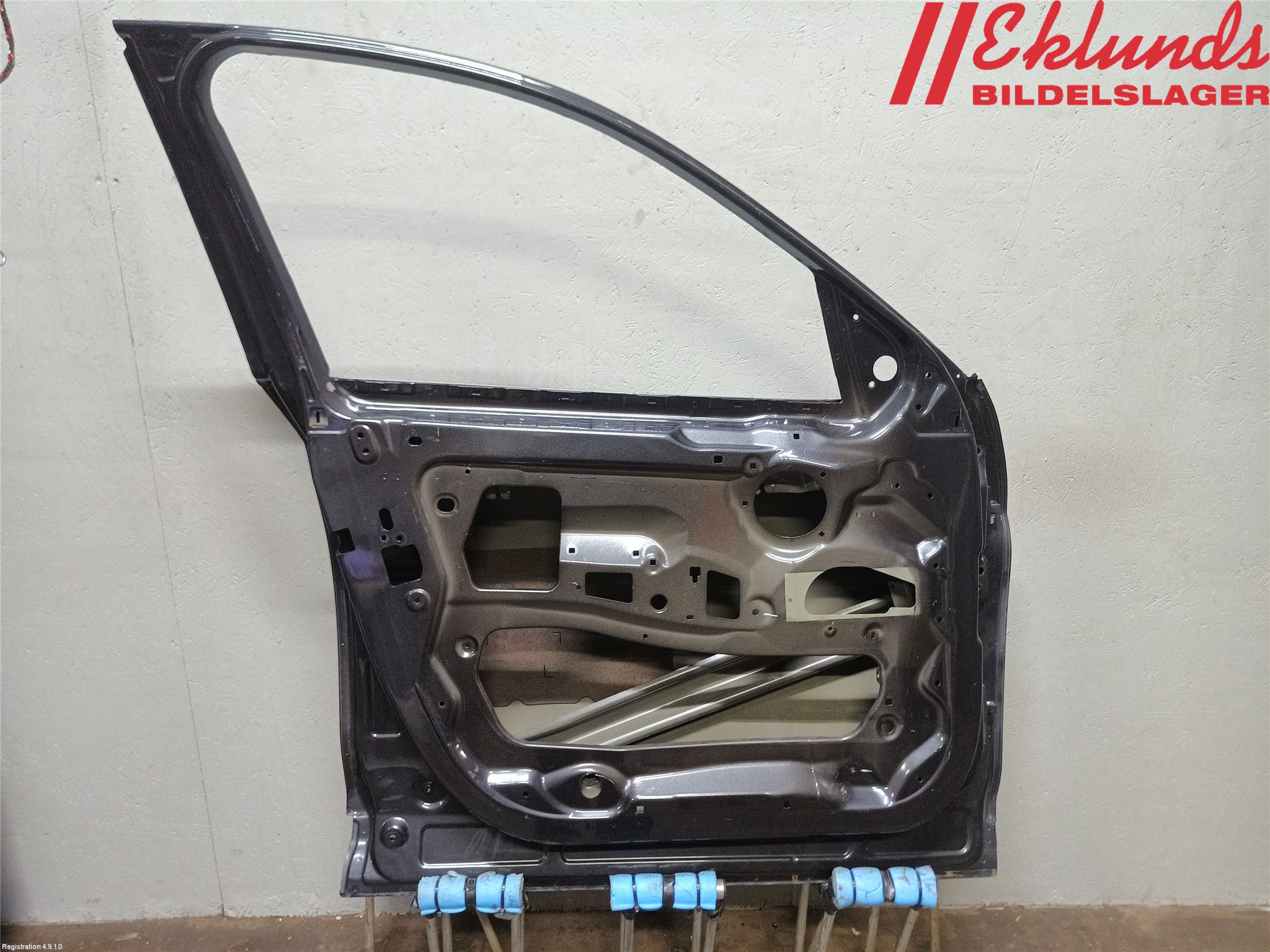 BMW X4 F26 14-18 Dörr Fram Vänster