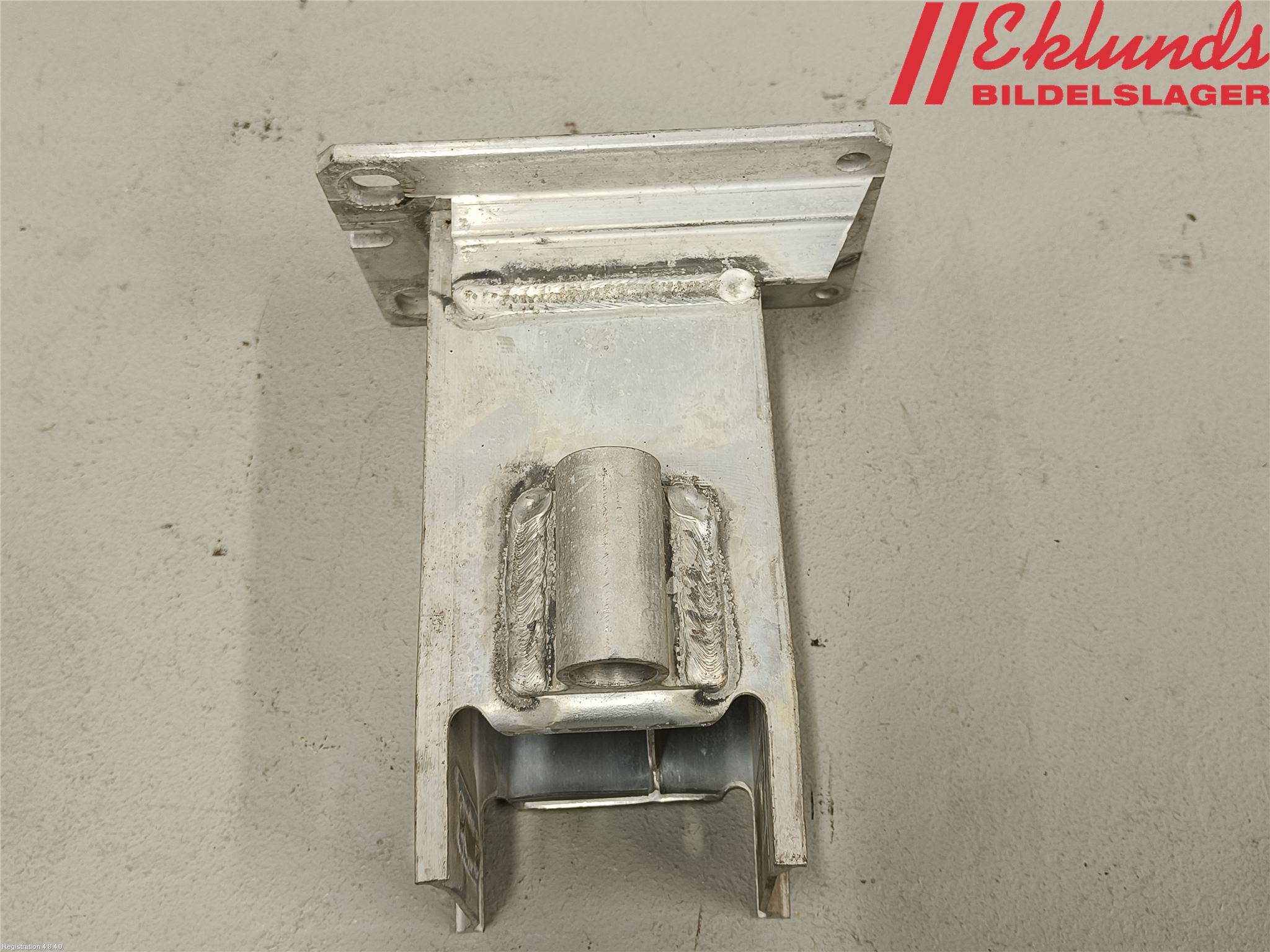 Audi A4/S4 08-11 Stötfångarbärjärn Fram