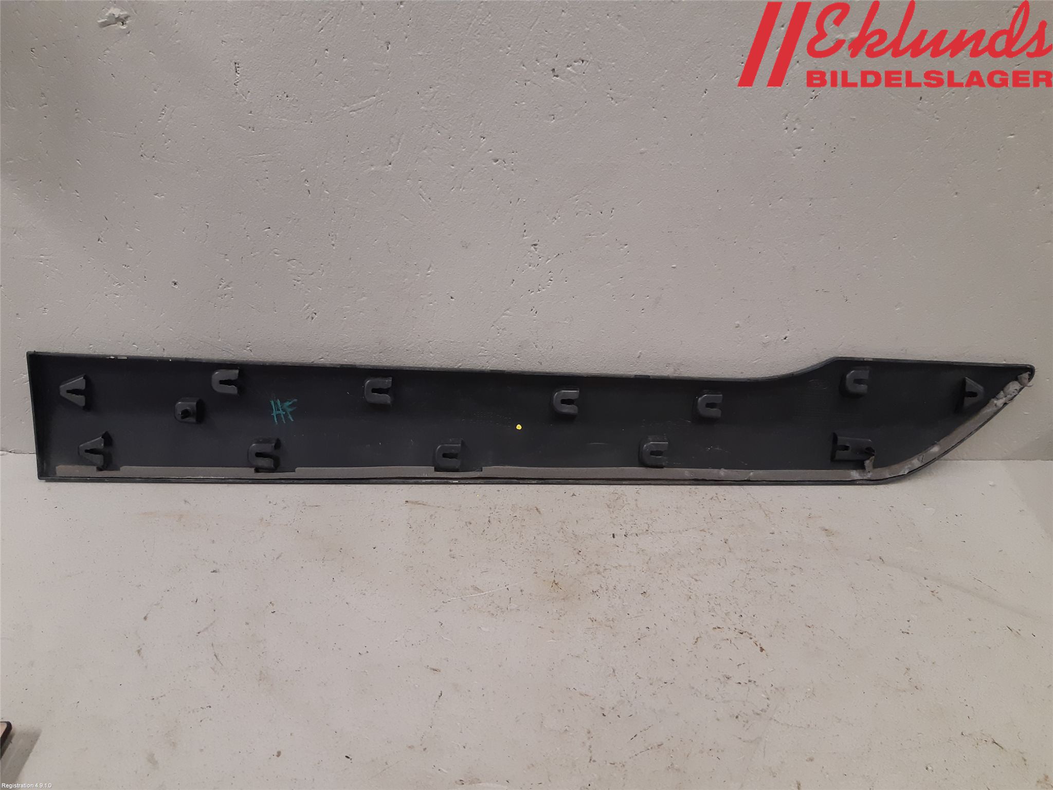 Ford TRANSIT/TOURNEO CONNECT 13-22 Dörr Dekorlist Fram Hö