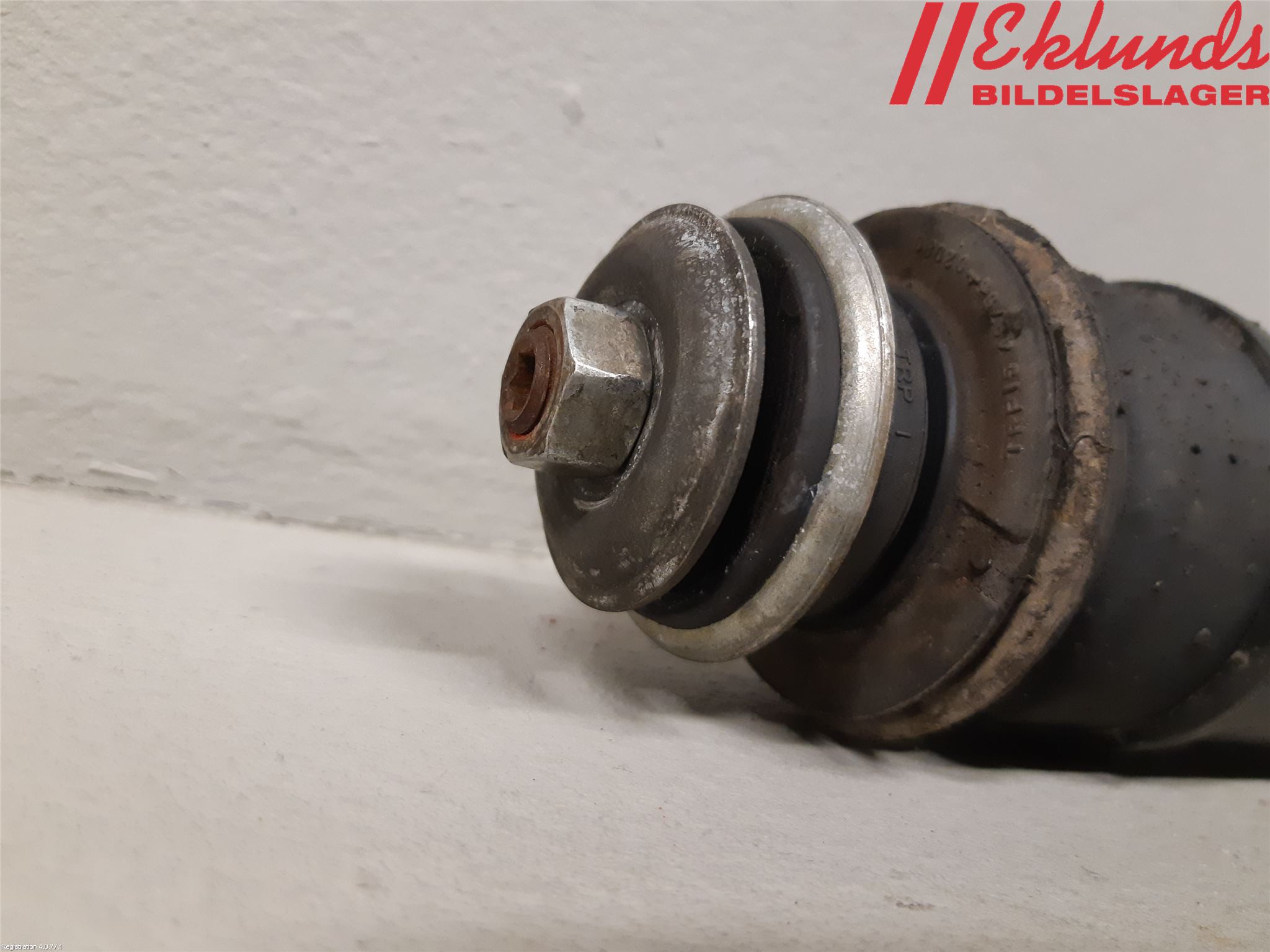 Toyota AURIS 13-19 Stötdämpare Bak