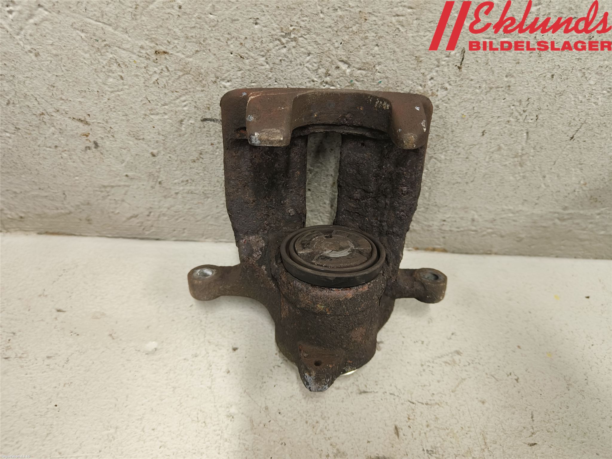 Volvo XC70 14-16 Bromsok Bak Höger