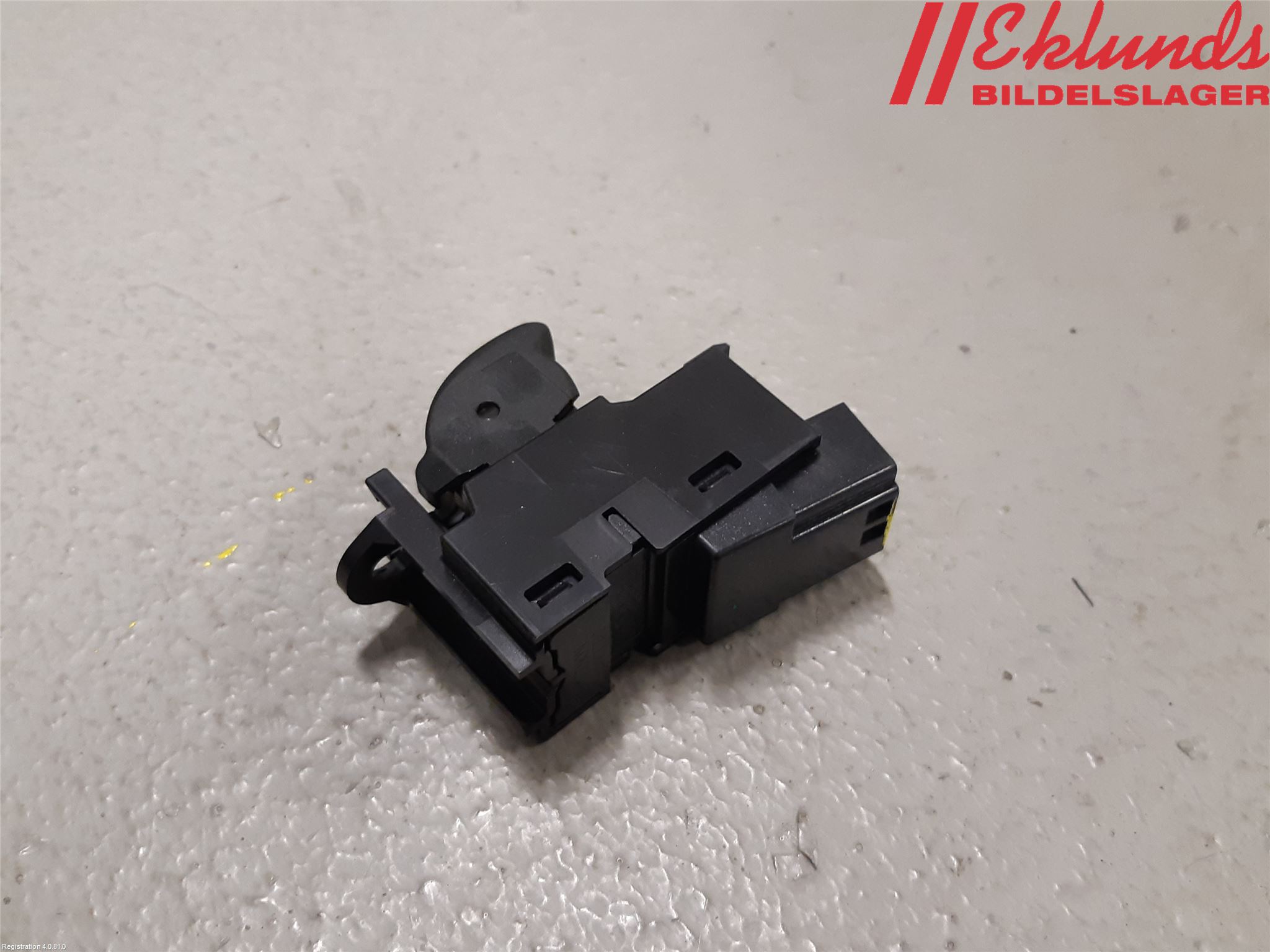 Volvo V70 08-13 Strömställare Elhiss