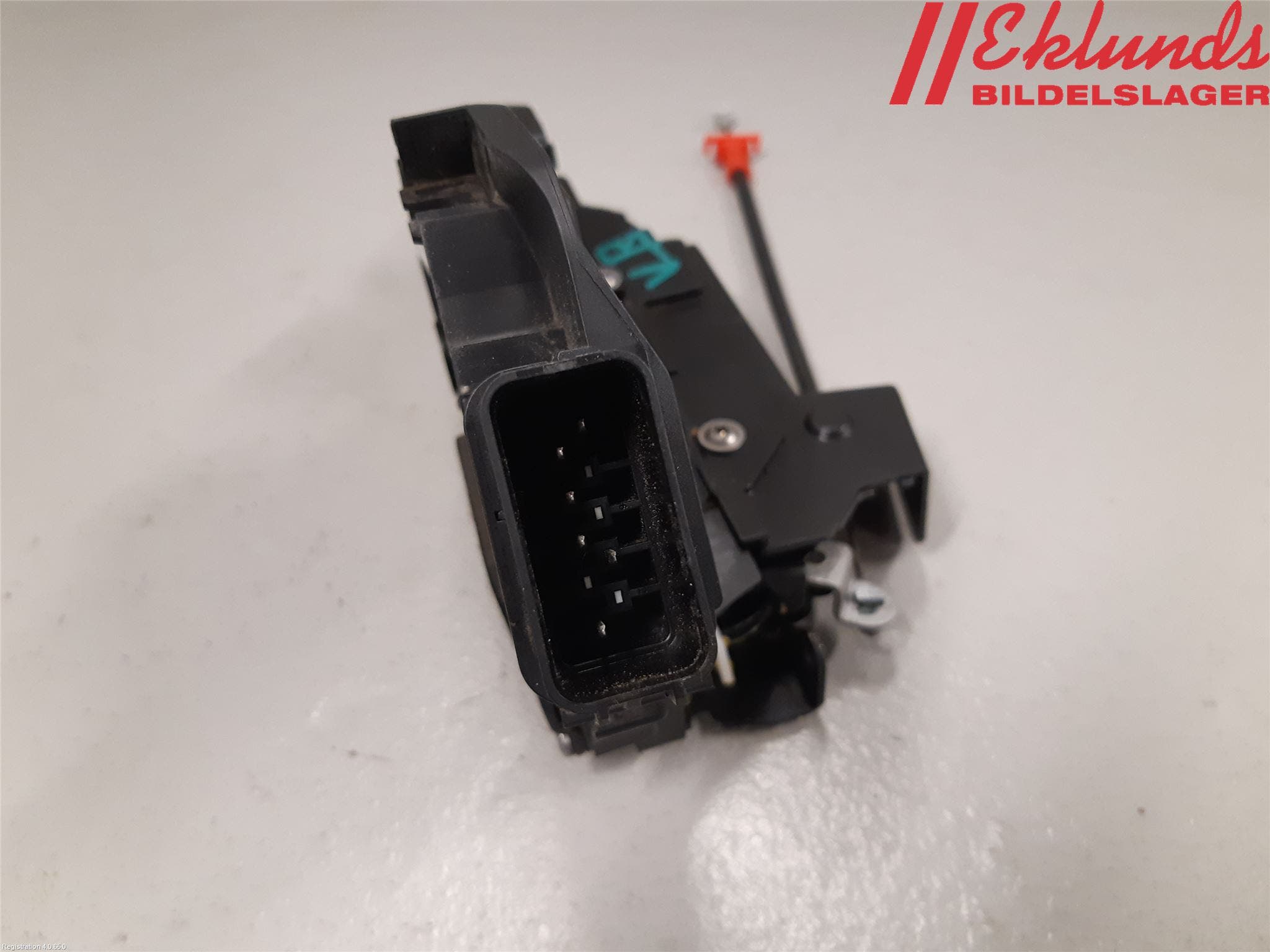 Ford MONDEO 07-15 Låskista-Dörrlås