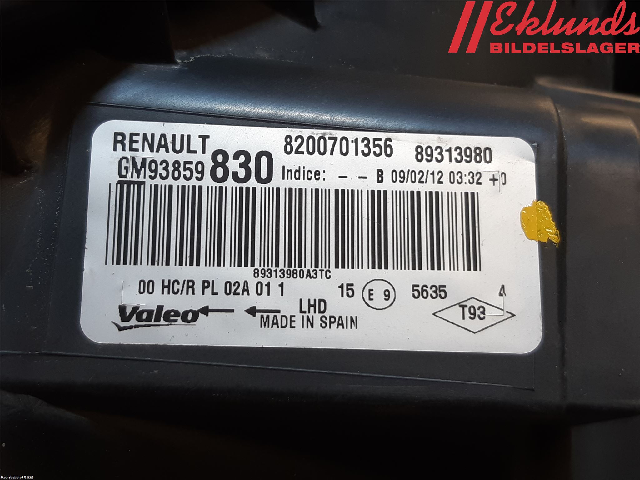 Nissan PRIMASTAR Strålkastare Höger