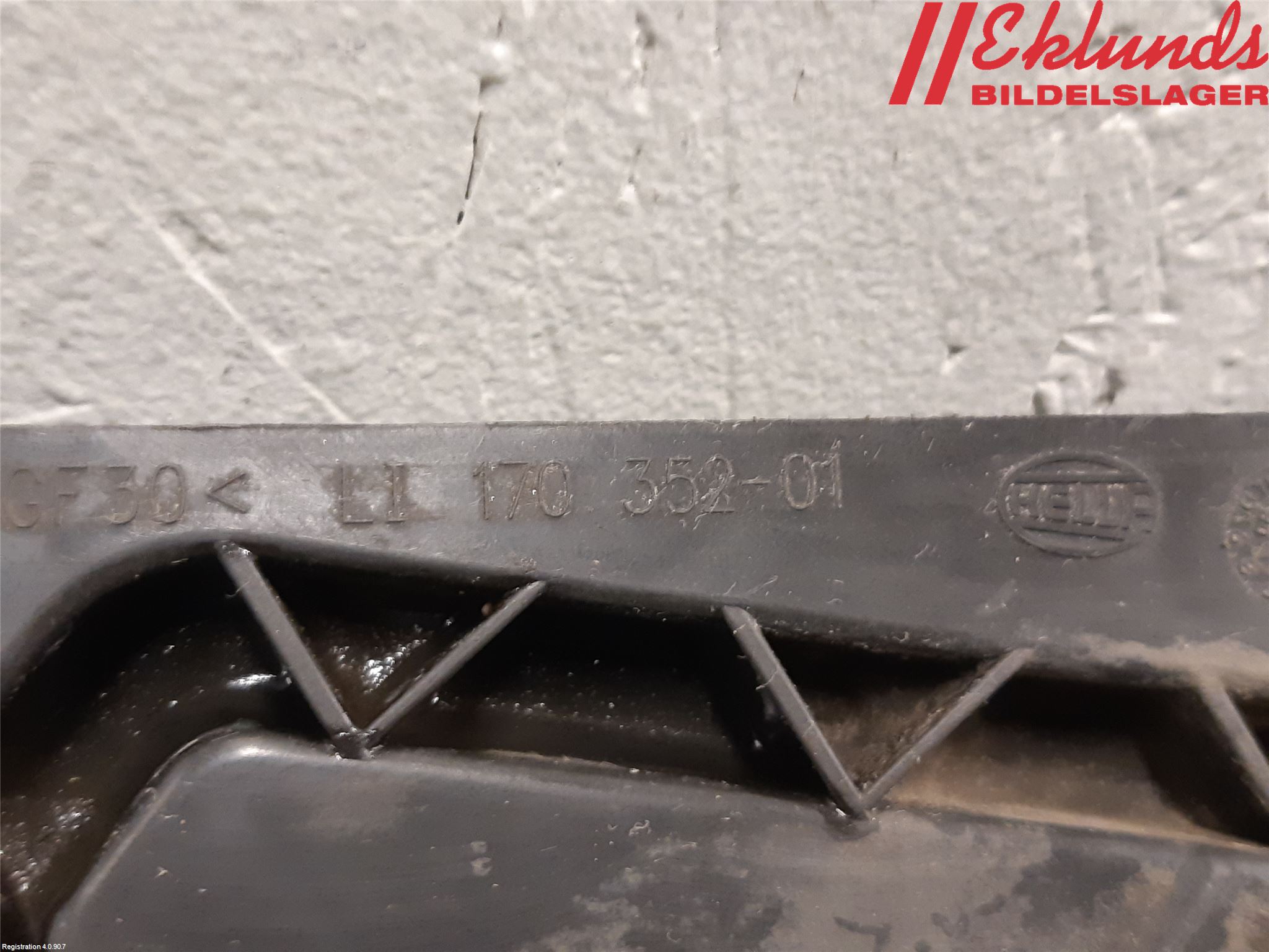 Skoda OCTAVIA (1Z) 05-13 Strålkast Fästsarg