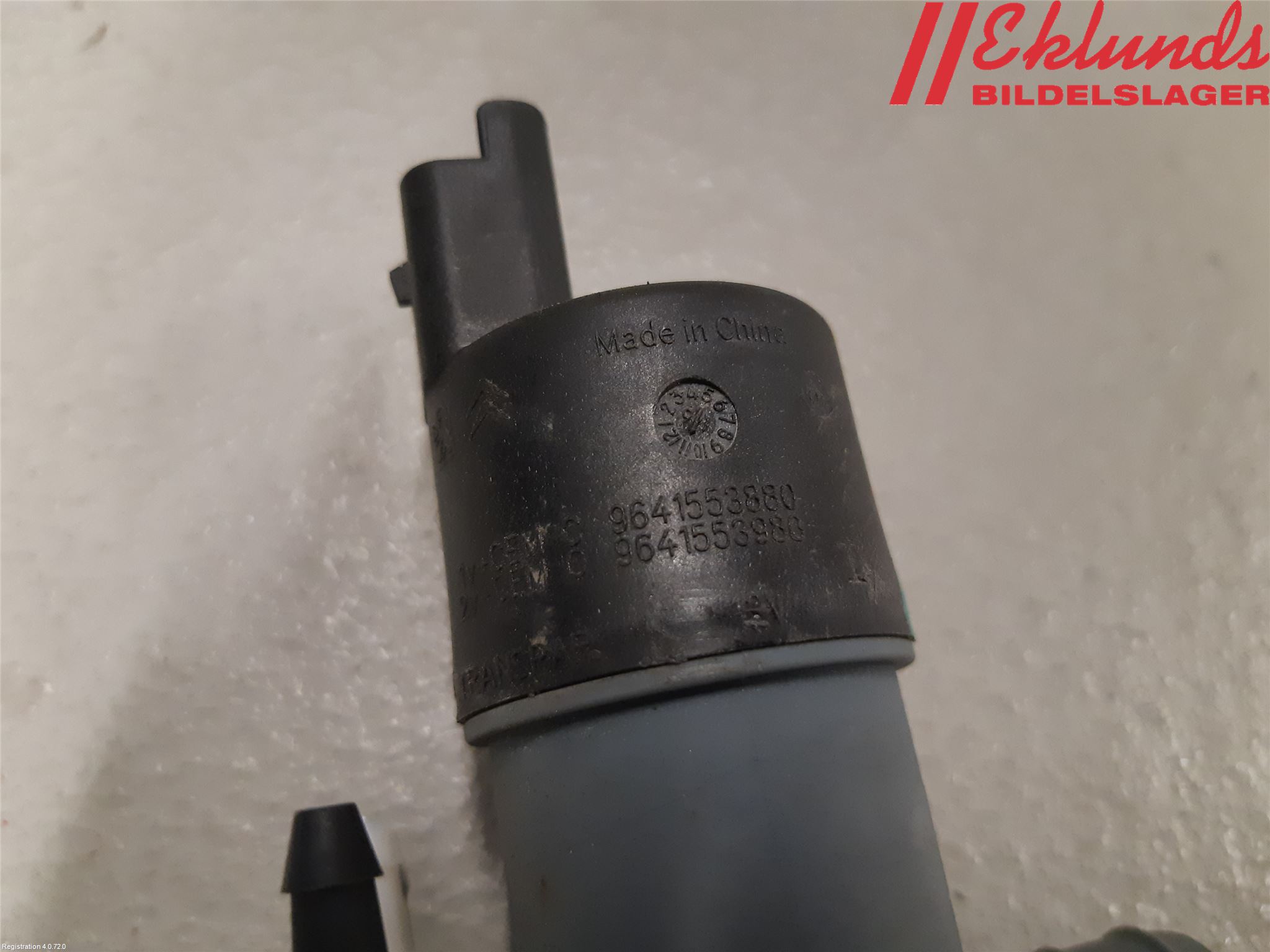 Nissan QASHQAI 14-17 Spolarpump Vindruta