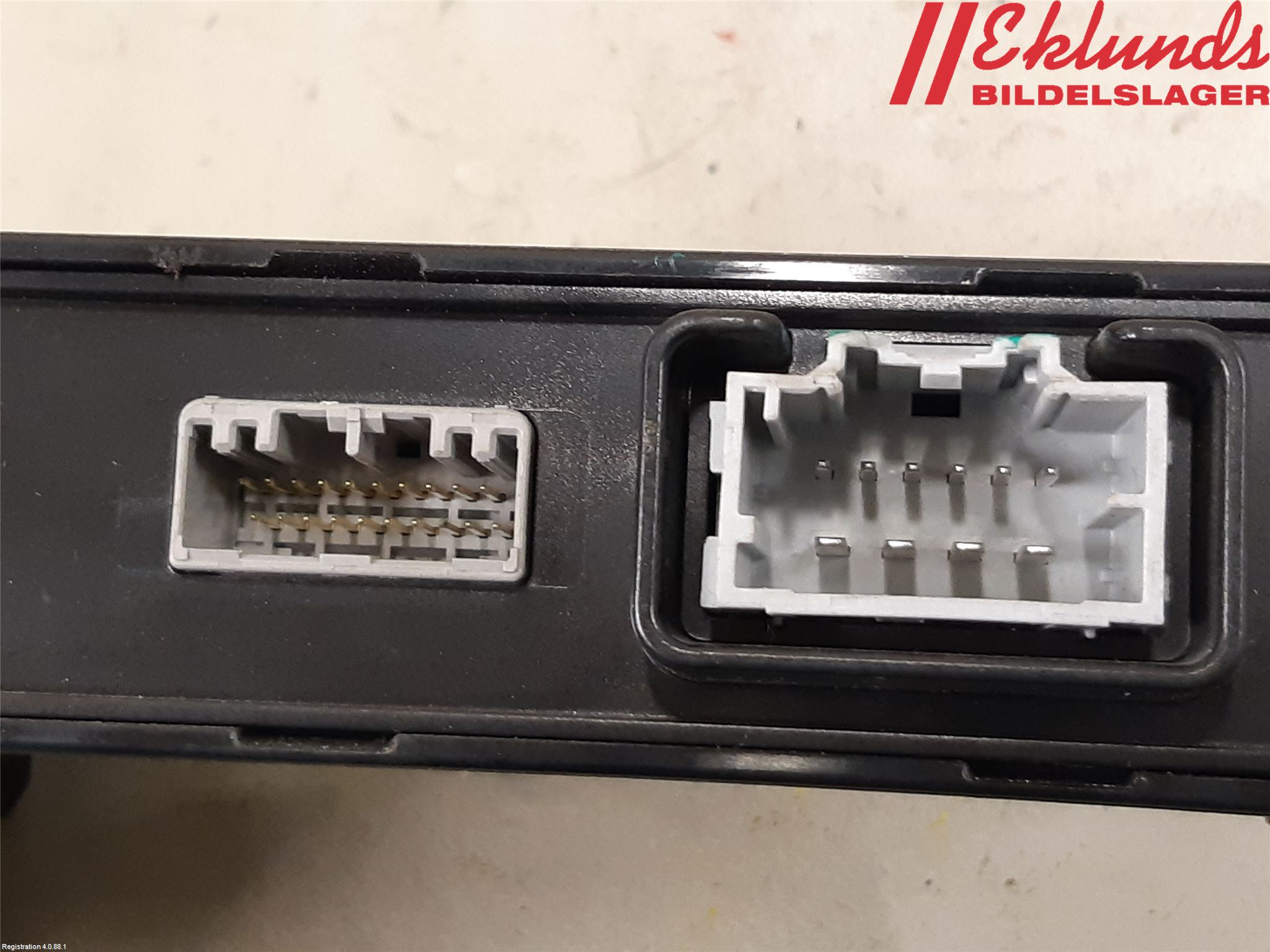 Tesla MODEL S 13- Styrenhet Parkbroms Epb