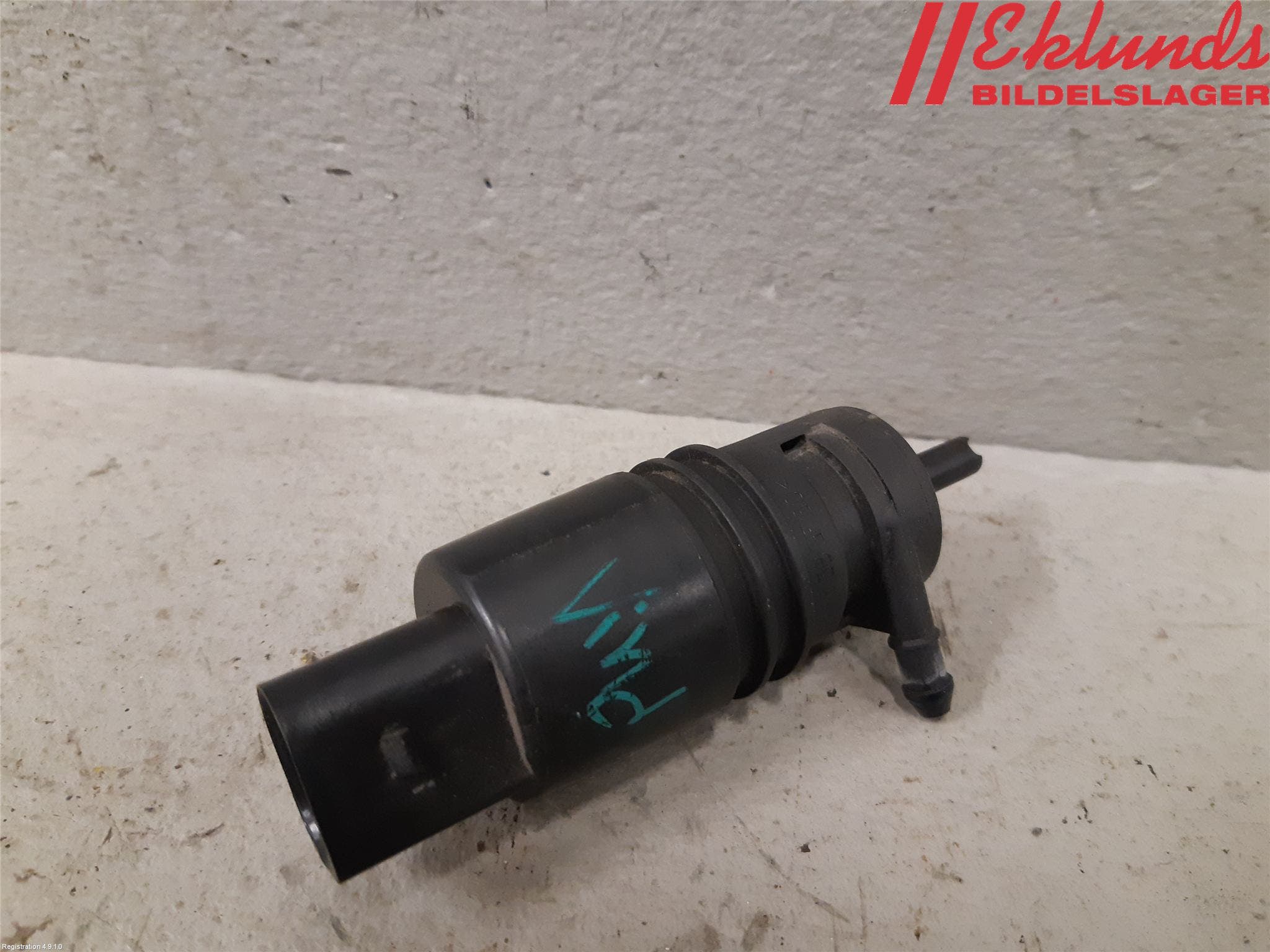 Mercedes-Benz MB SPRINTER (W906) 06-18 Spolarpump Vindruta