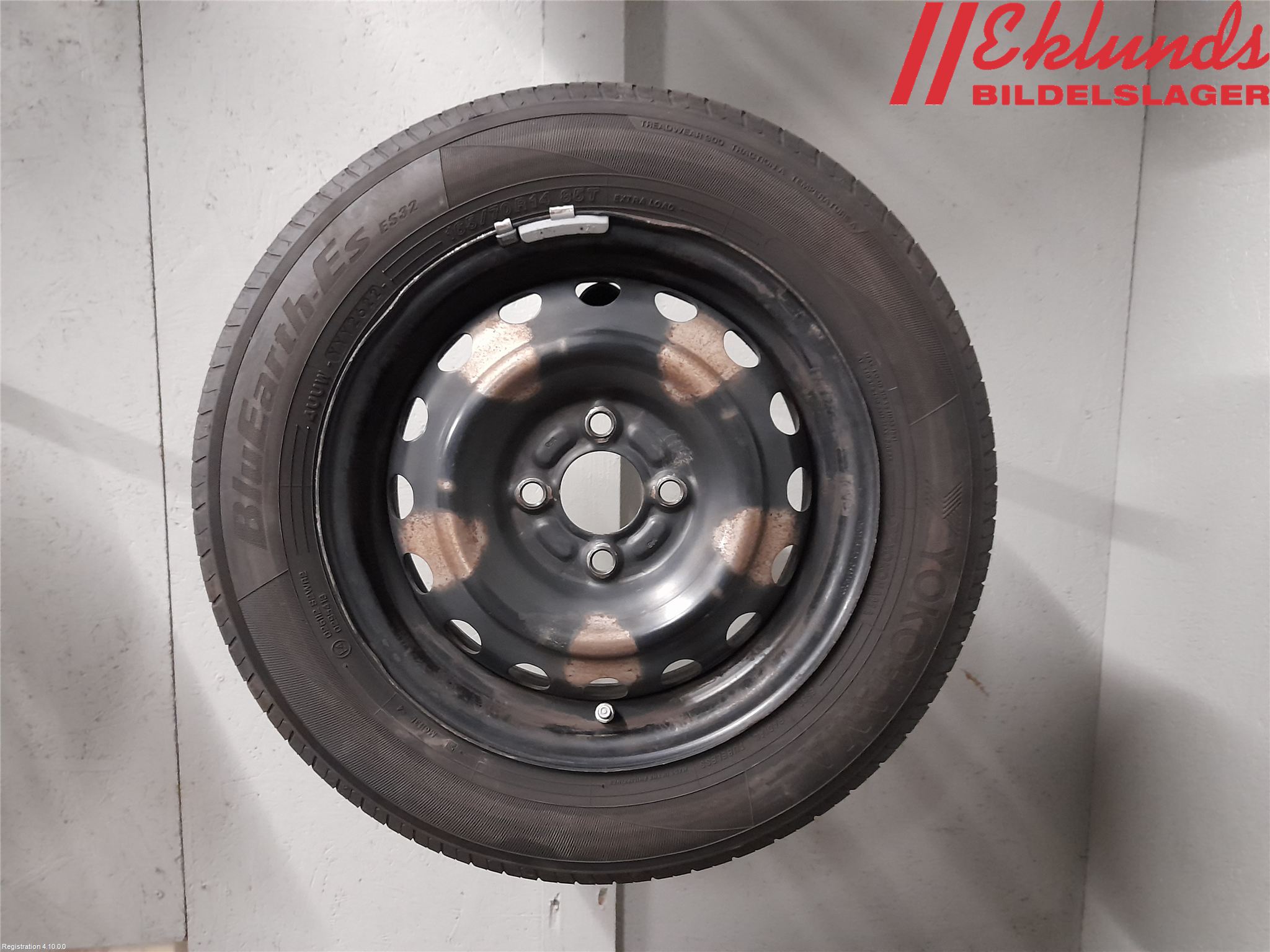 Nissan MICRA 11-16 Sommardäck Plåtfälg 4St