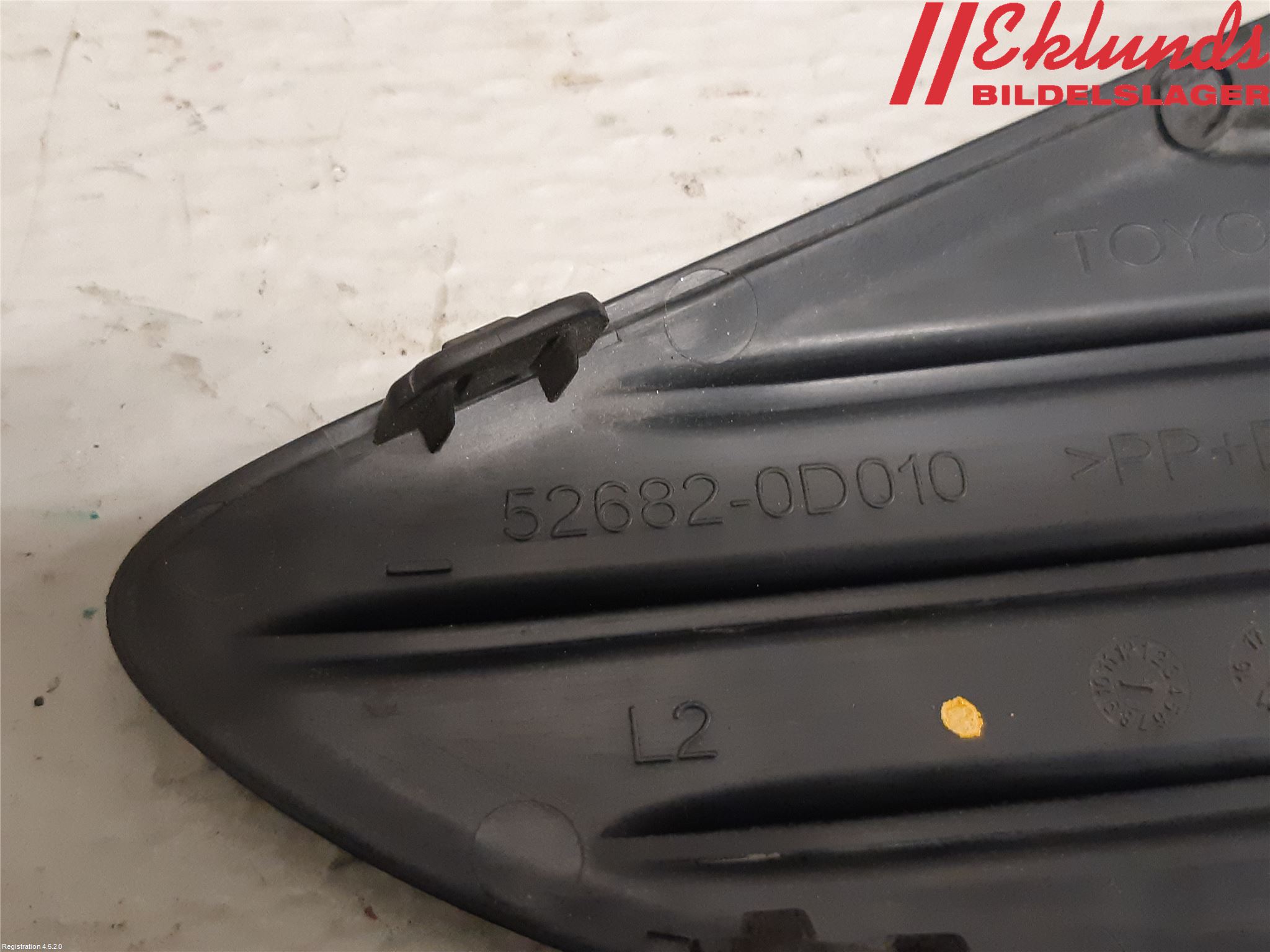 Toyota YARIS XP130 15-20 Stöt Utfyllnad-List-Grill