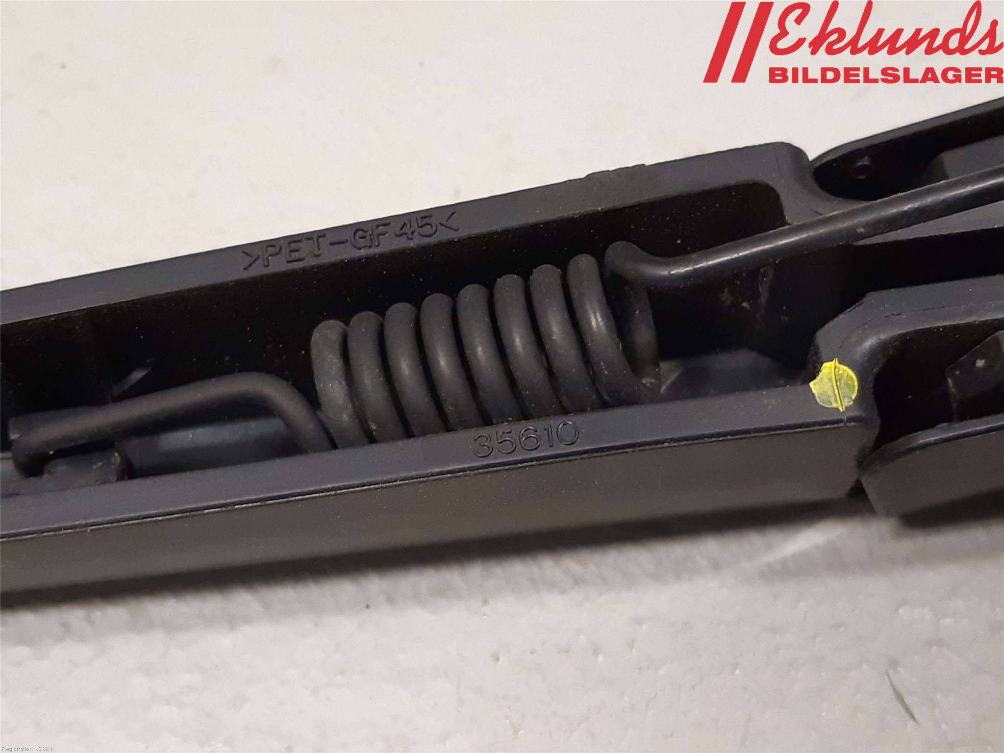 Subaru OUTBACK 10-15 Torkararm-Bakruta