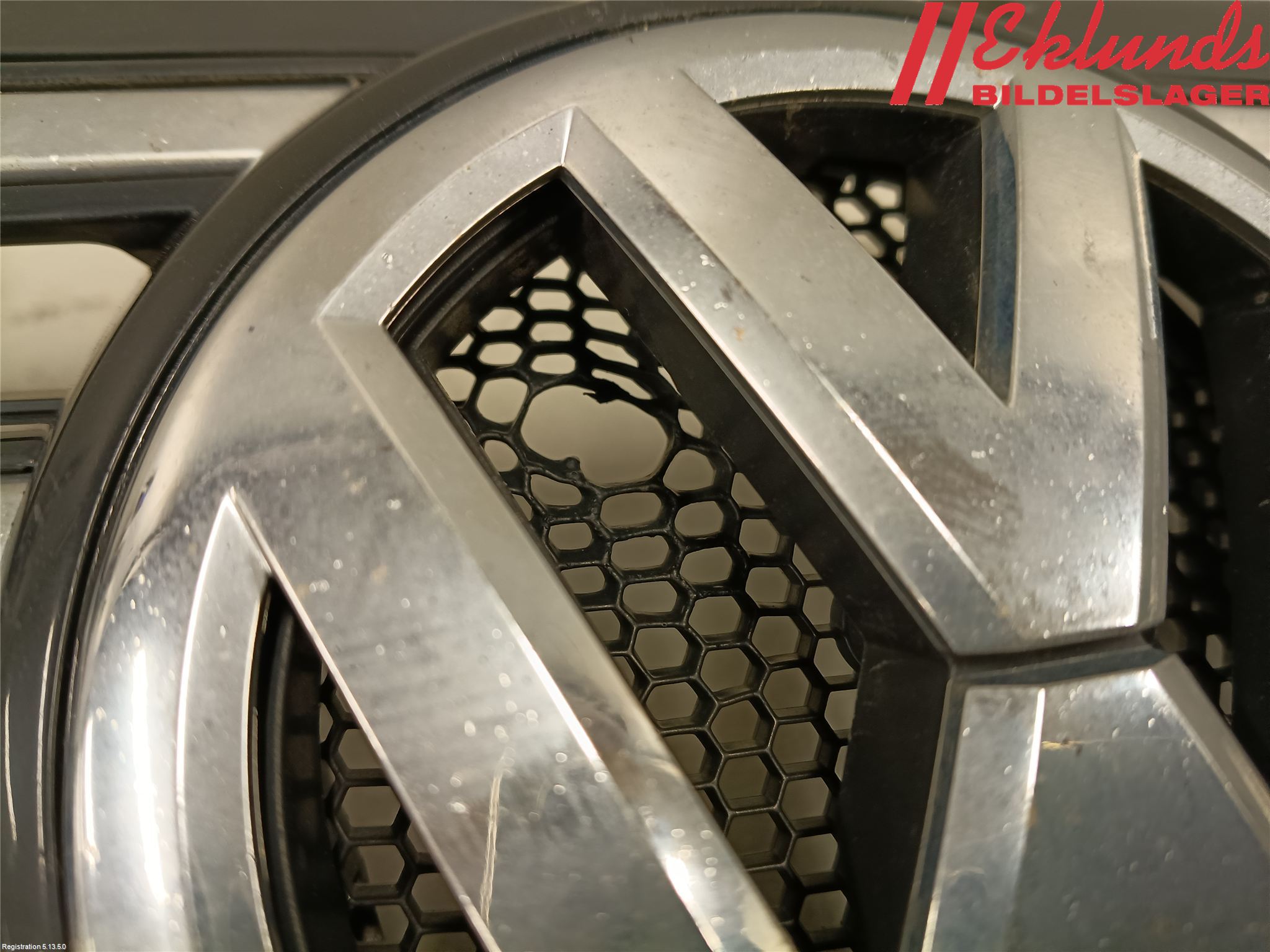 Volkswagen VW PASSAT 11-14 Grill Komp