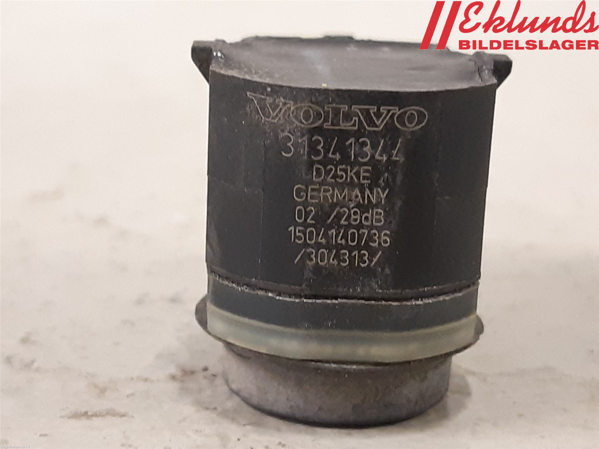 Volvo V40 CROSS COUNTRY 13-19 Parkeringshjälp Backsensor