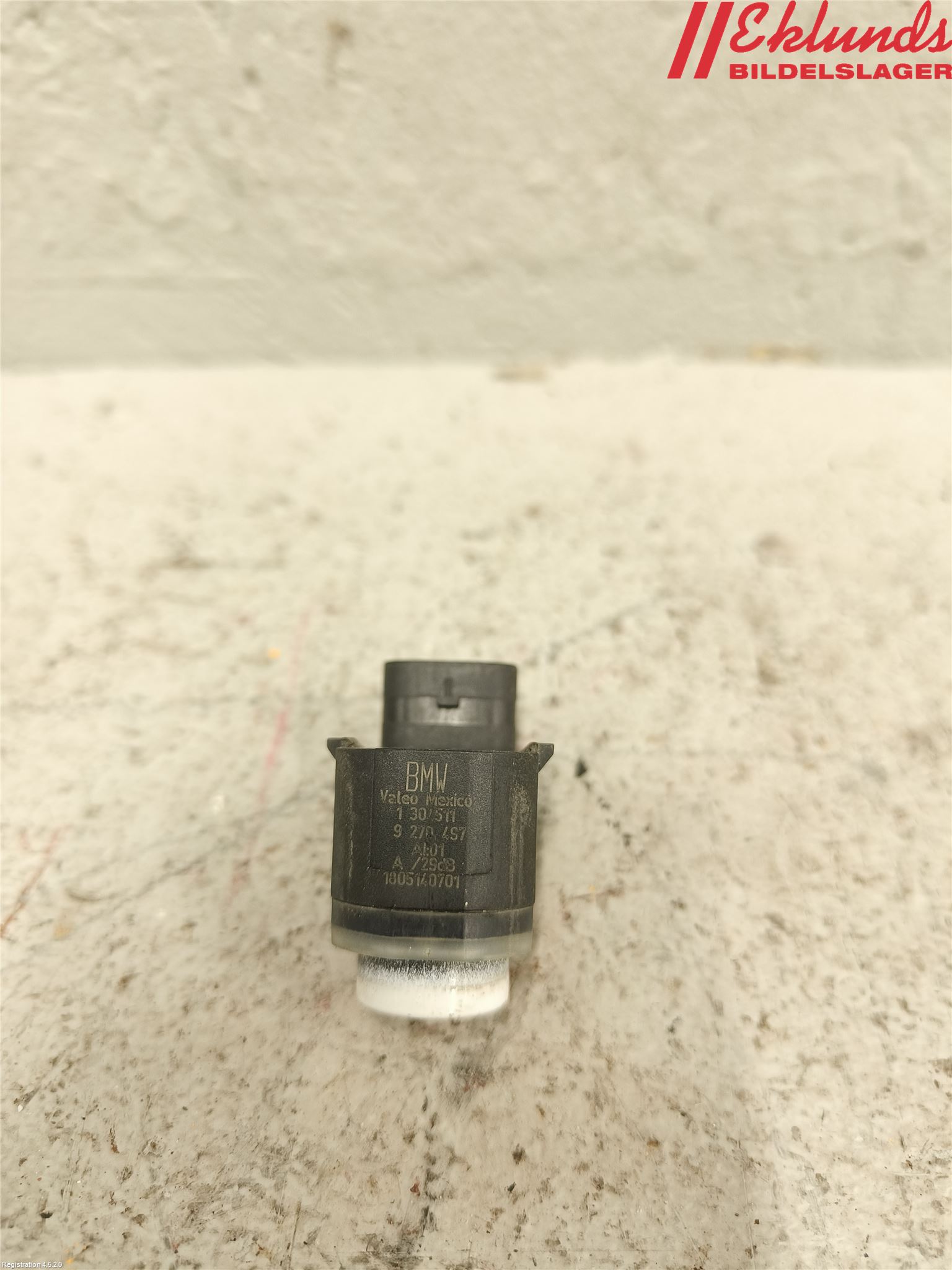 BMW 5 F10/F11/F18 09-17 Parkeringshjälp Frontsensor