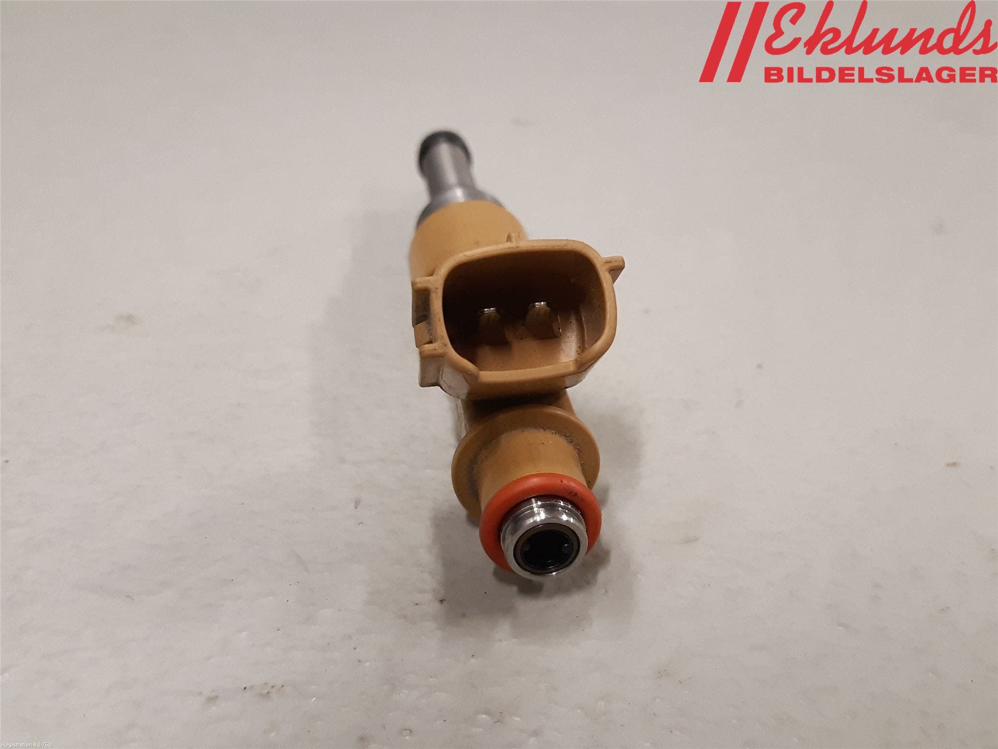 Toyota AVENSIS 09-15 Injspridare