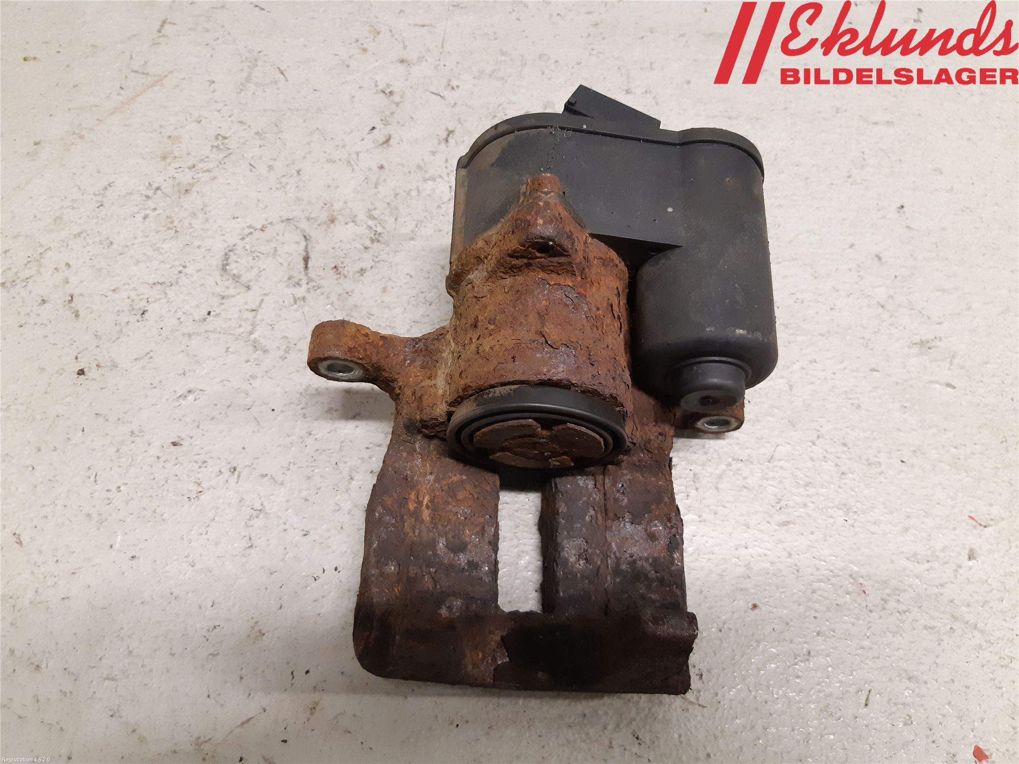 Volkswagen VW PASSAT 11-14 Bromsok Bak Höger