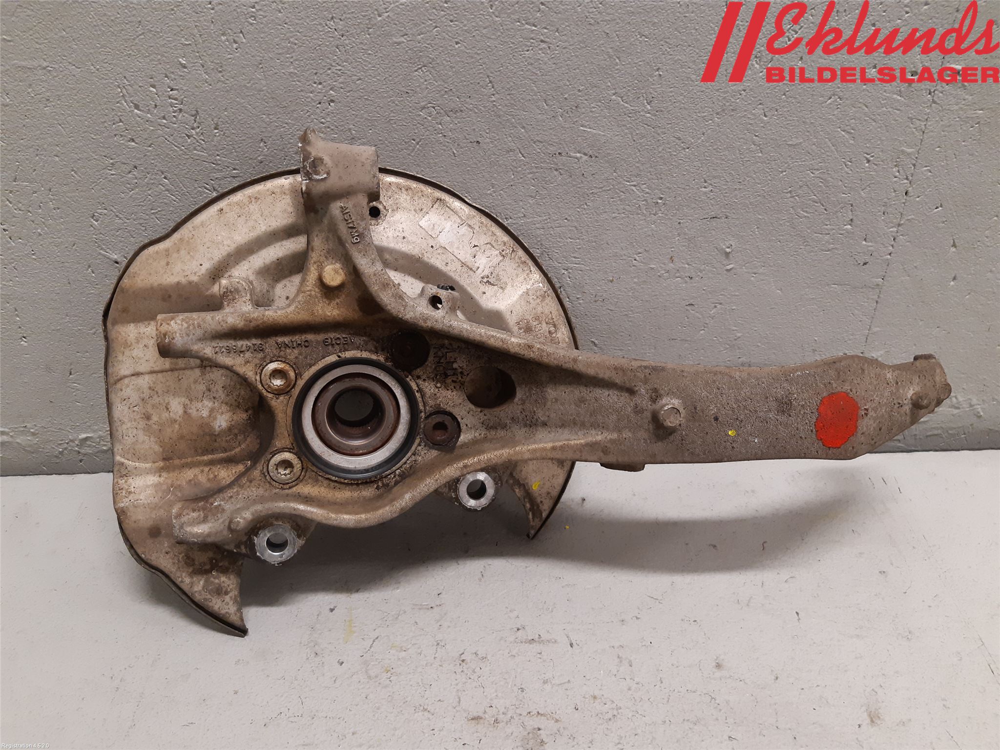 Volvo V90 17->> Styrspindel Lagerhus Vä