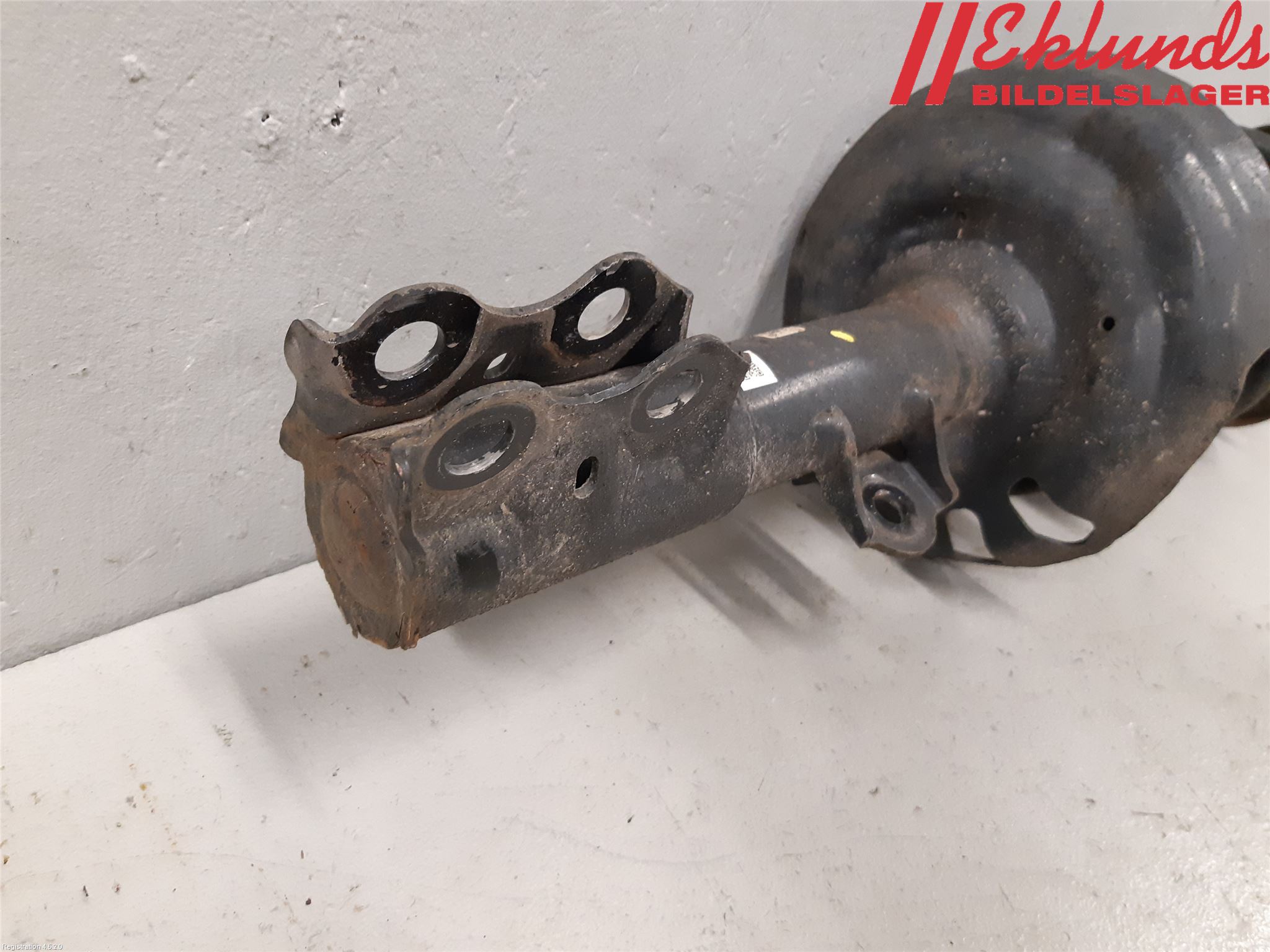 Toyota COROLLA 19- Fjäderben Fram Höger