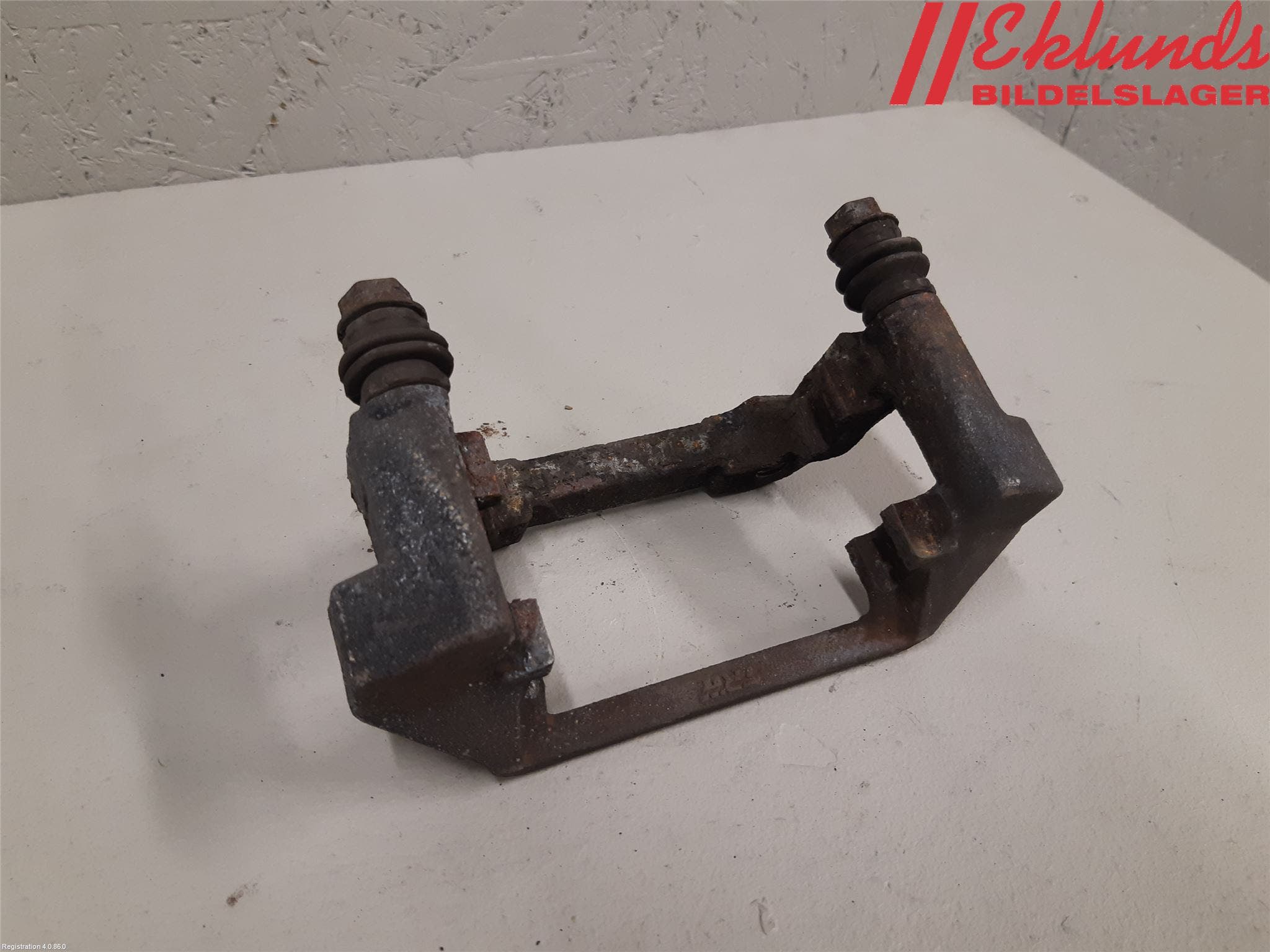 Volvo XC60 14-17 Bromsokshållare