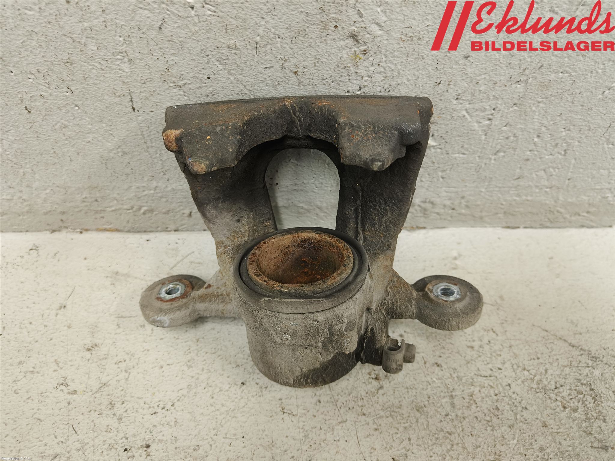 BMW 1 E87/81 5D/3D 03-11 Bromsok Fram Höger