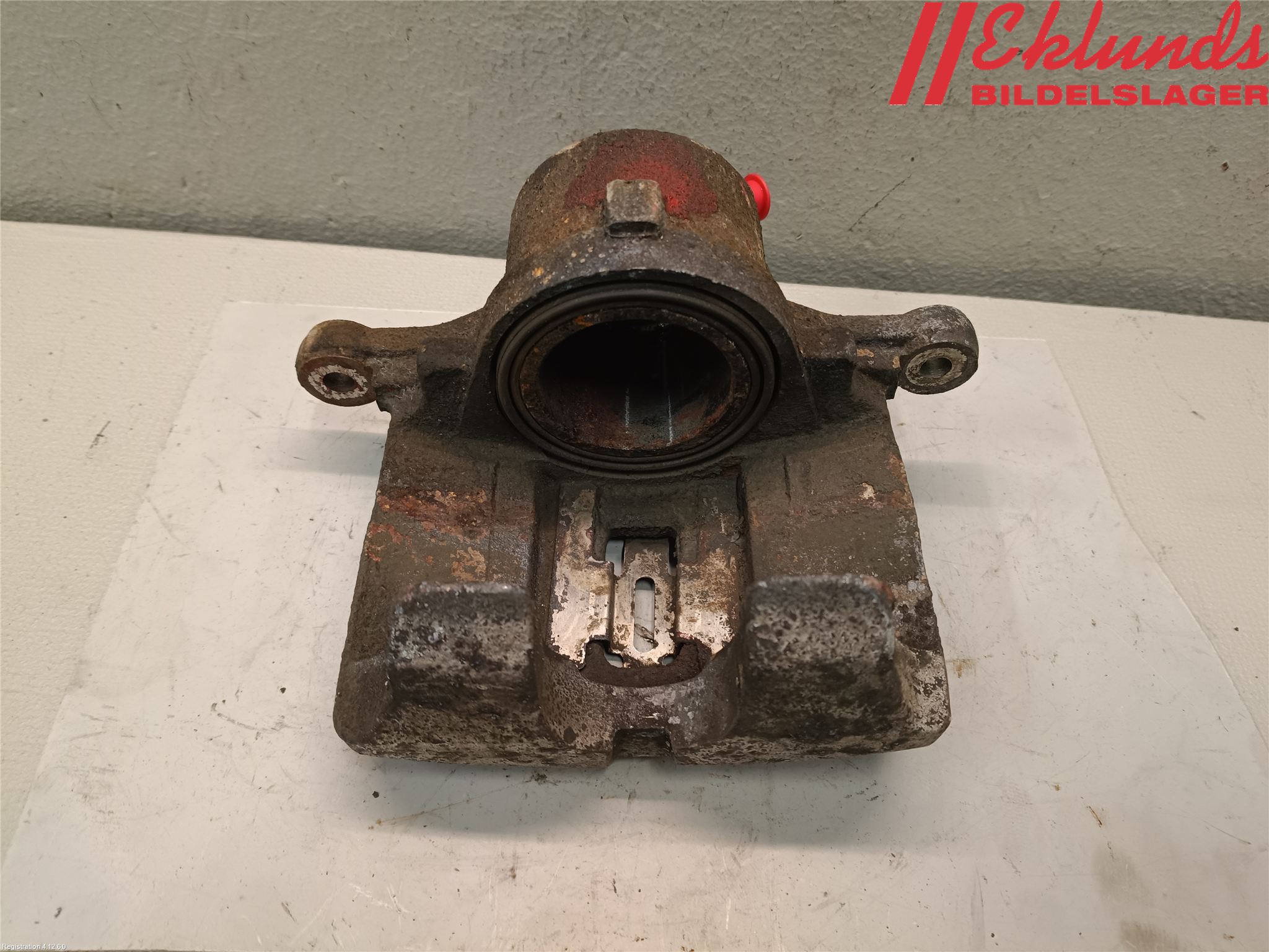 Volvo 940 91-98 Bromsok Fram Vänster