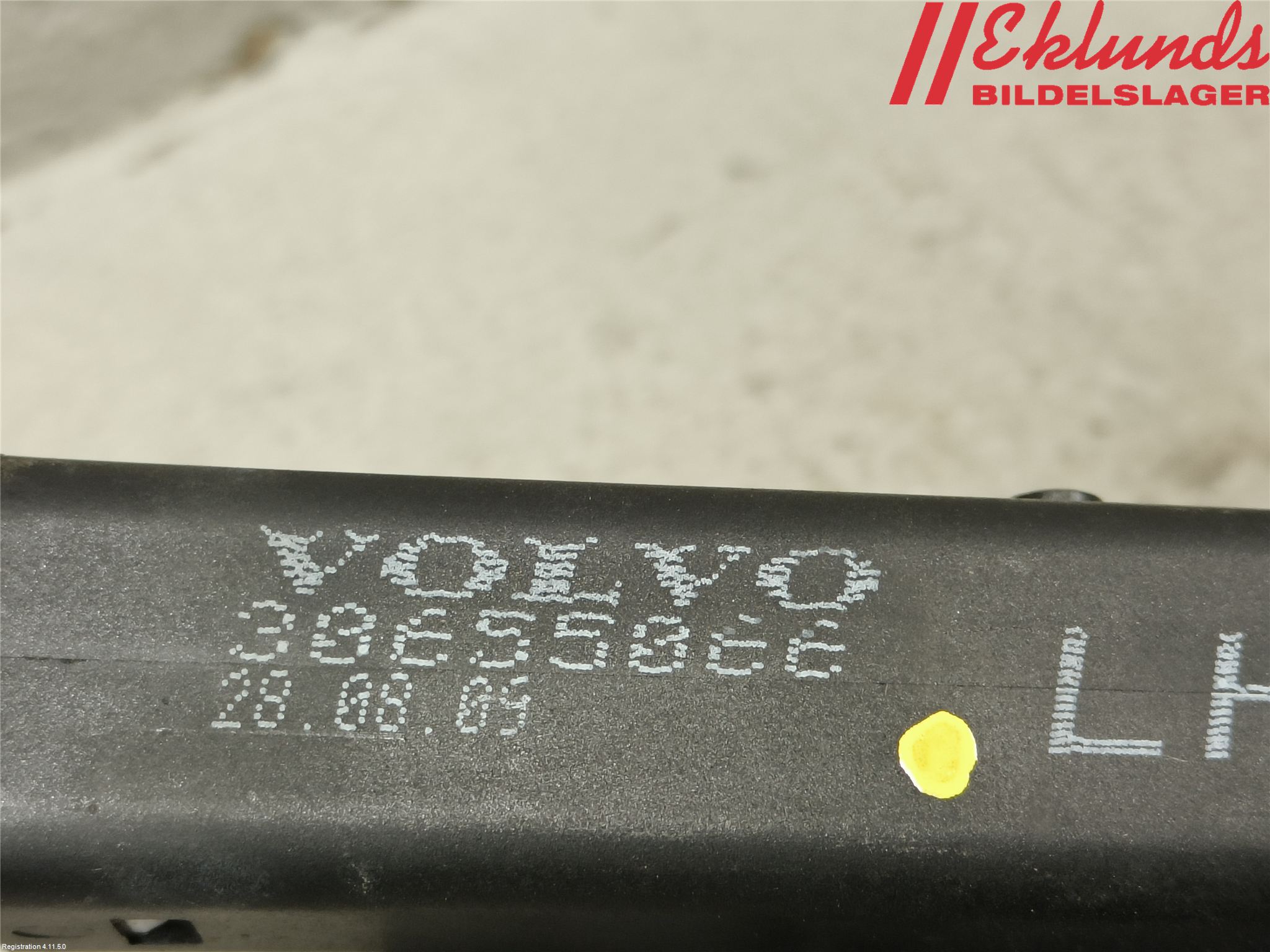 Volvo V70 08-13 Spolarmunstycke Strålkastare