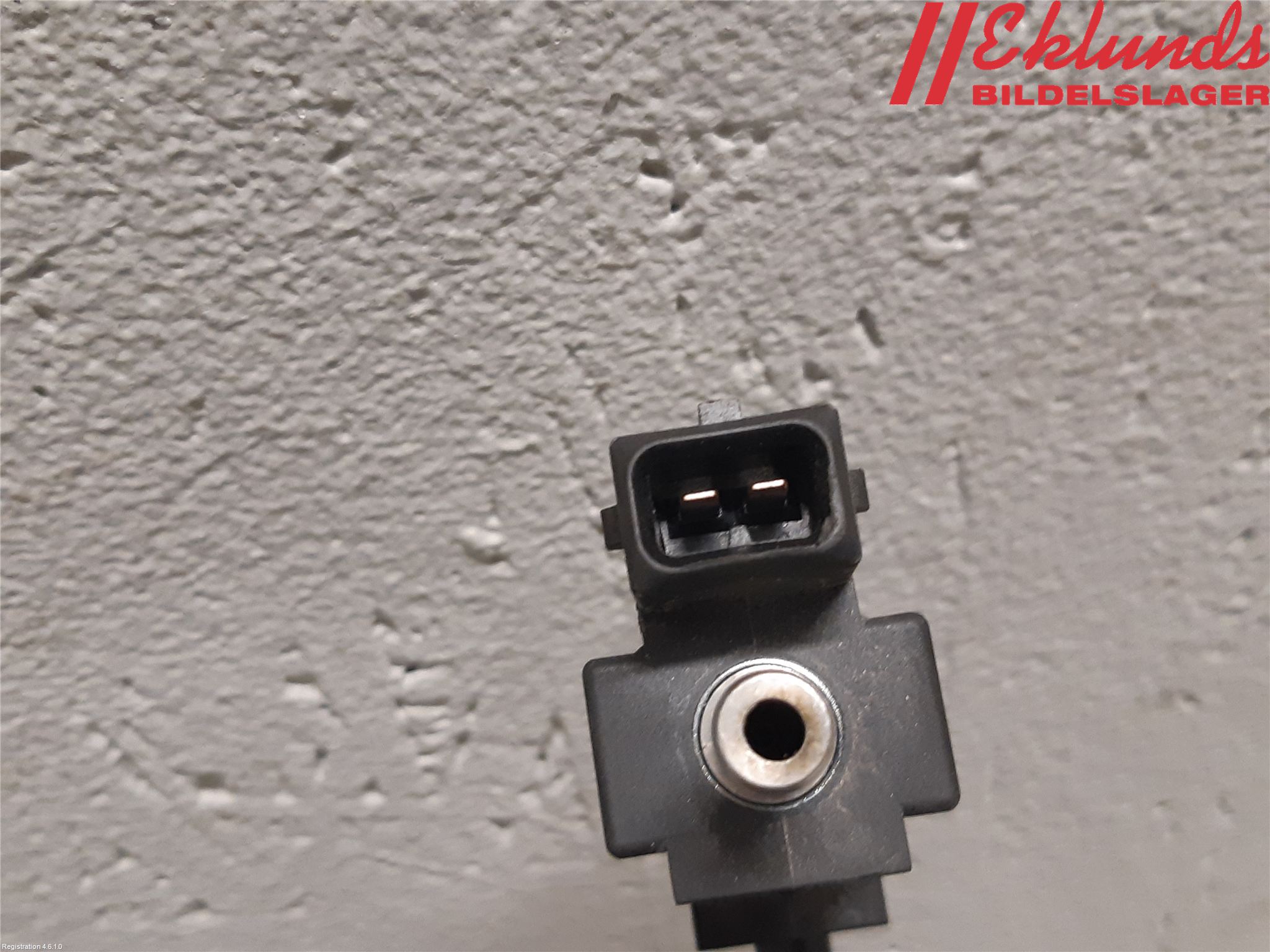 Nissan PULSAR Vakuumventil