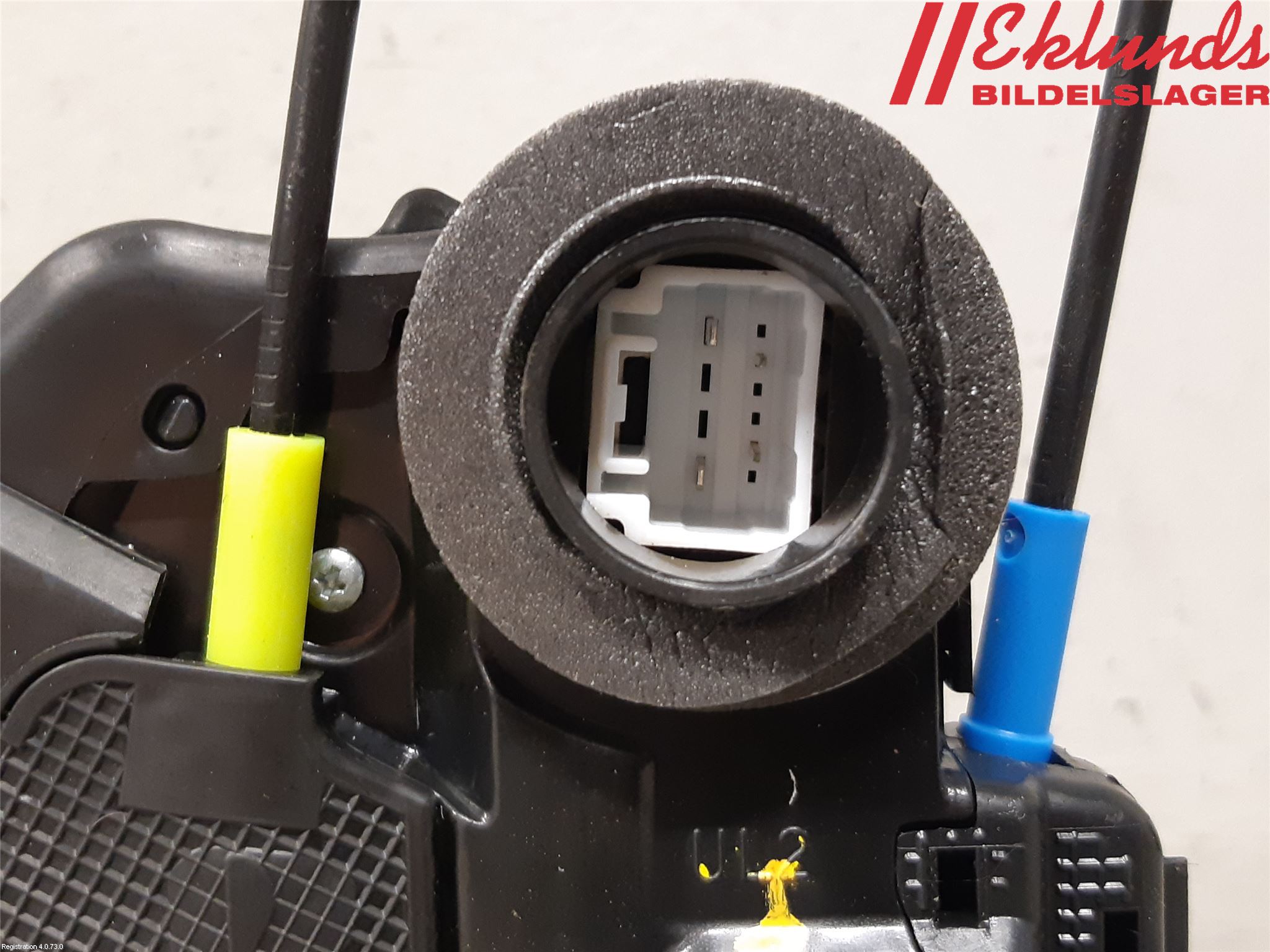 Toyota COROLLA 19- Låskista-Dörrlås