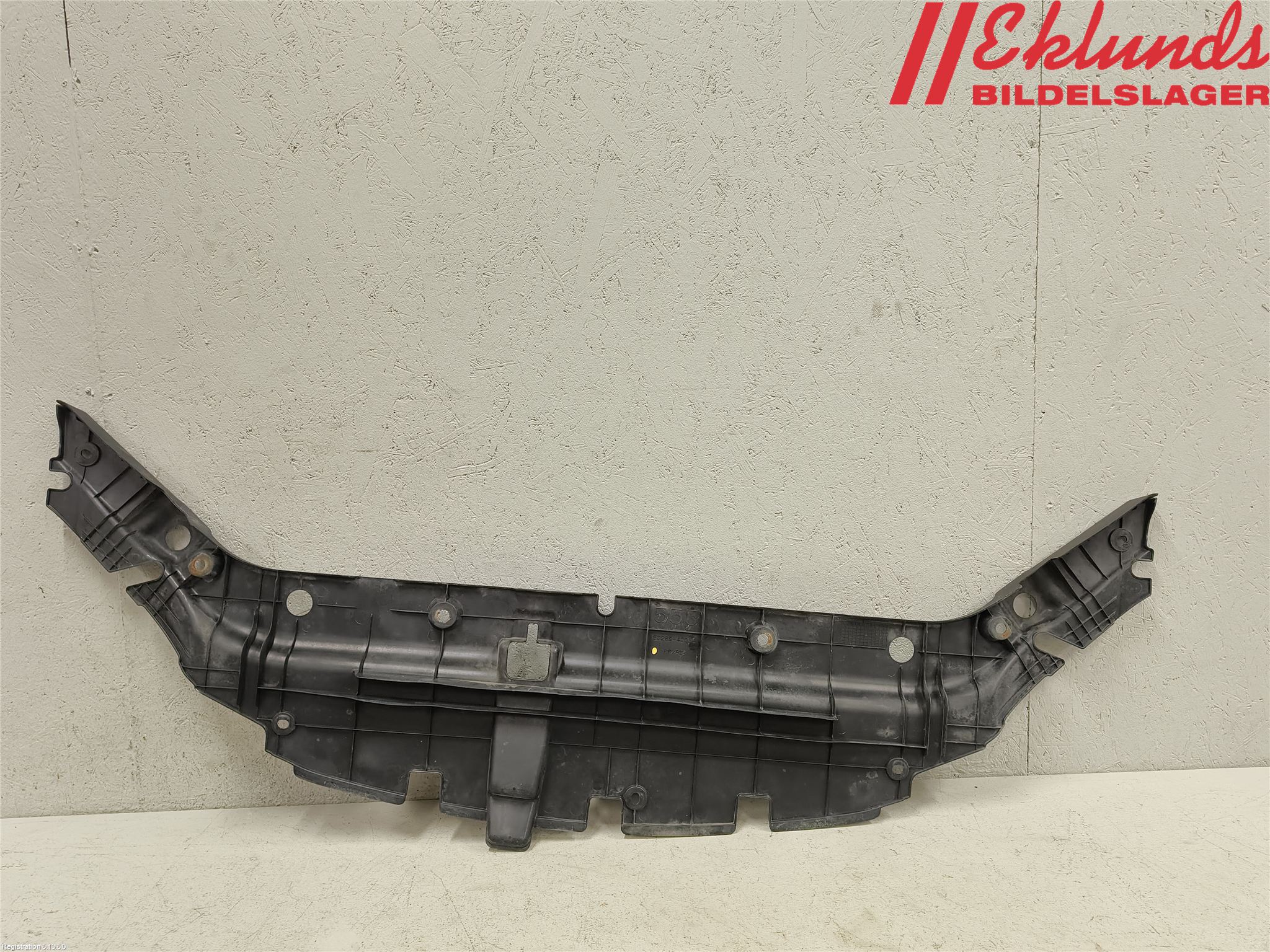 Toyota RAV 4 06-12 Front Huvlåsplåt-Balk