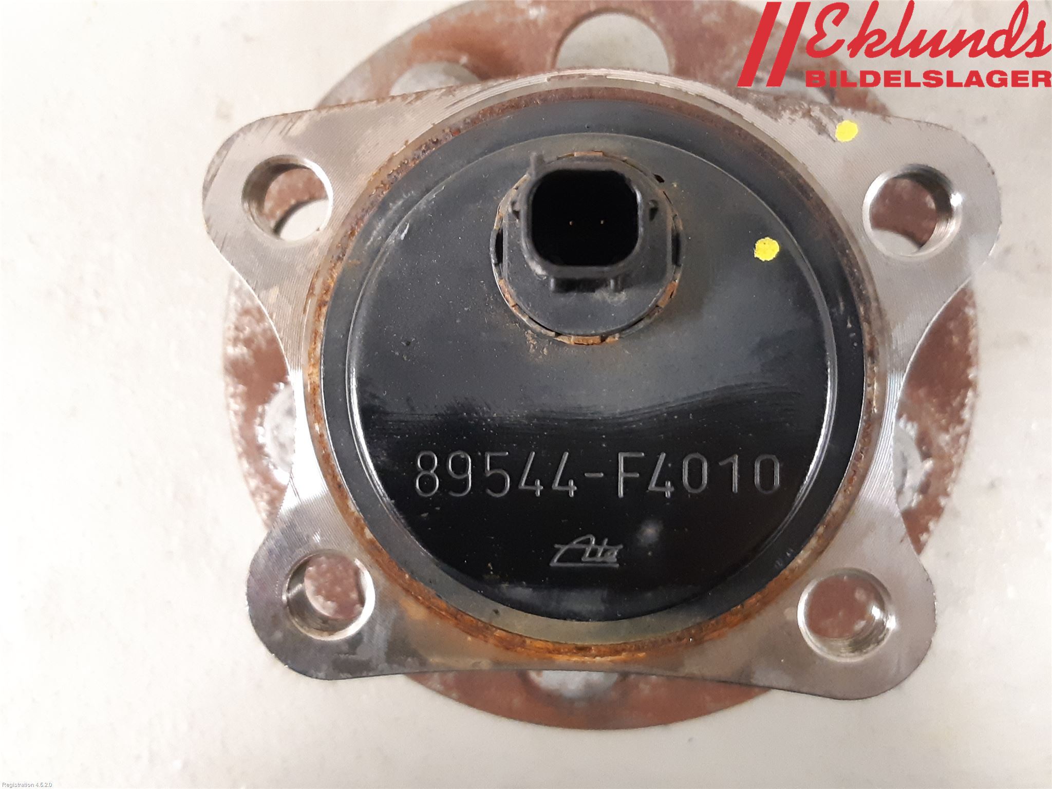 Toyota YARIS XP21 20- Nav Bak