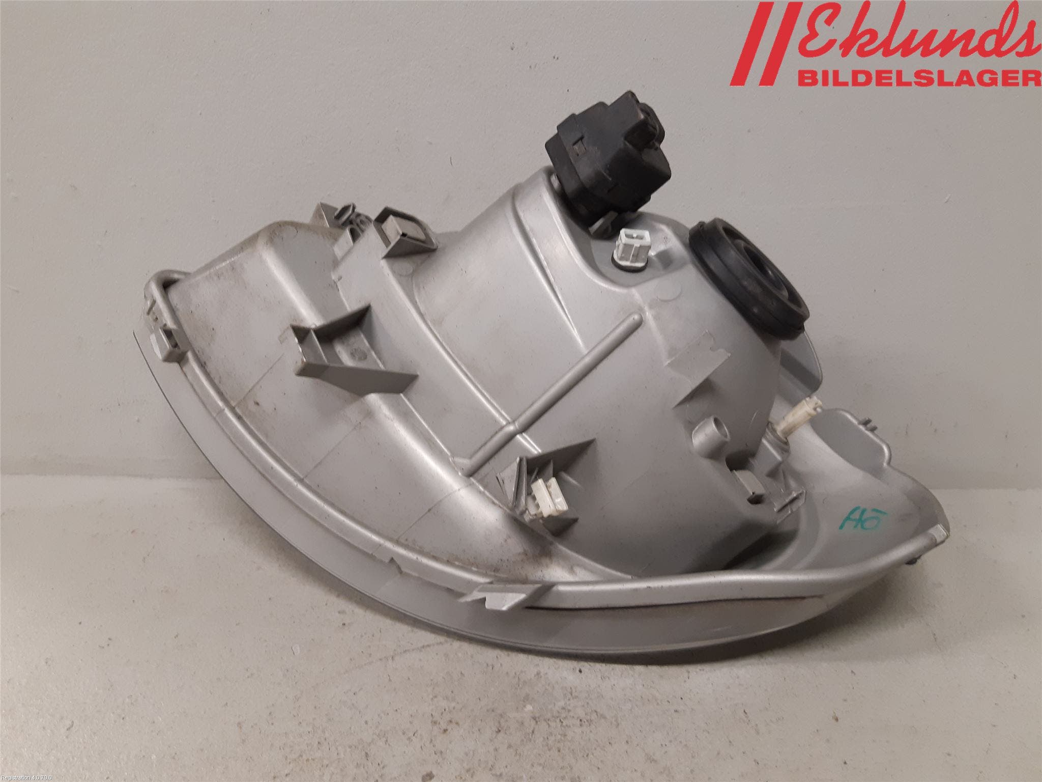 Opel VIVARO 01-14 Strålkastare Höger