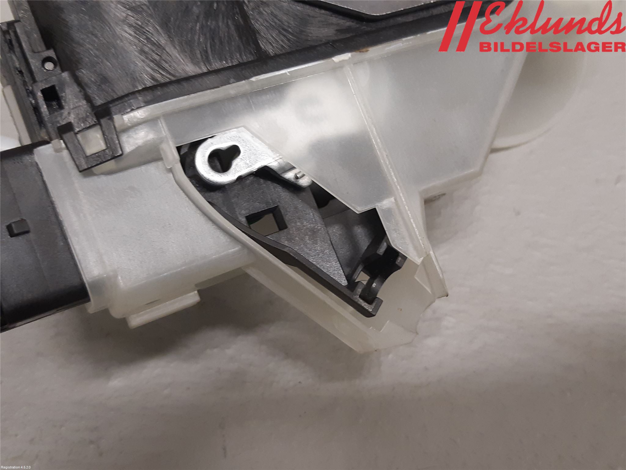 Peugeot PARTNER/E-PARTNER 19- Låskista-Dörrlås