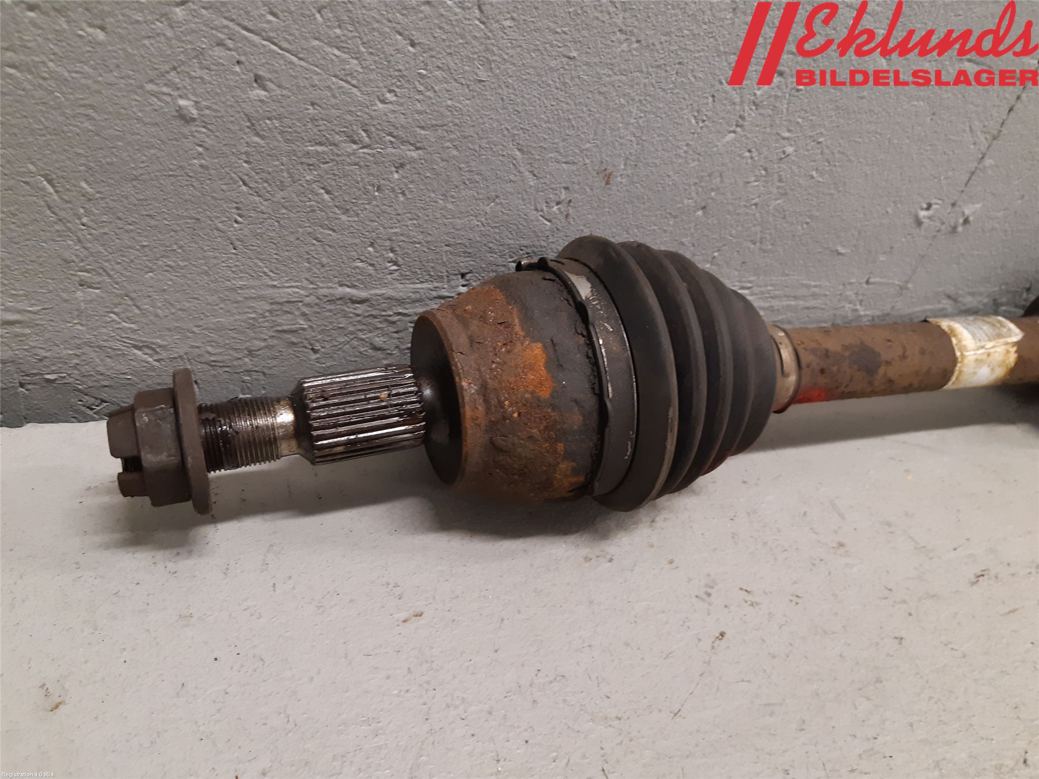 Ford TRANSIT/TOURNEO CONNECT 13-22 Drivaxel Fram Vänster
