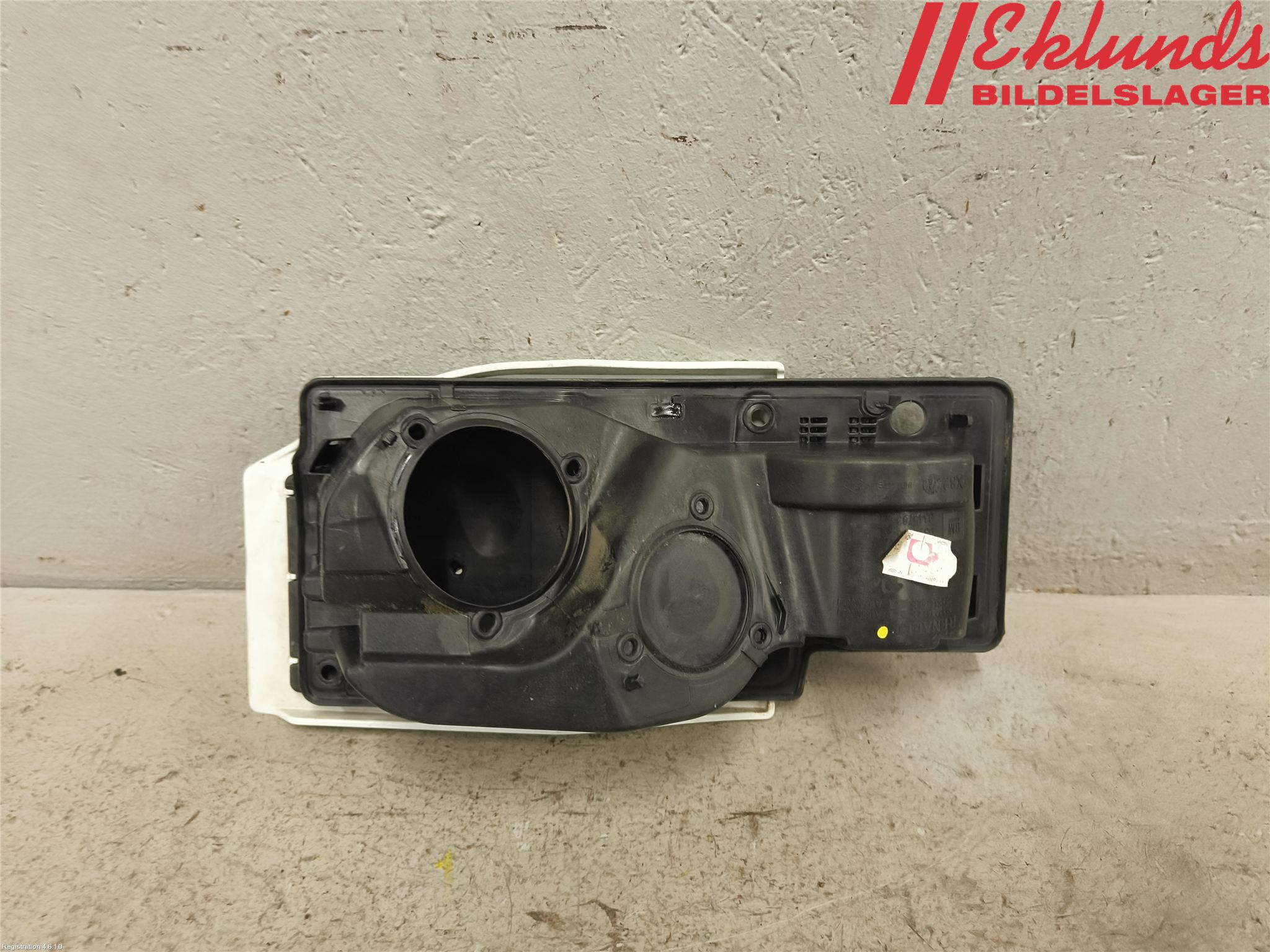 Renault TRAFIC/E-TECH 15- Tanklucka