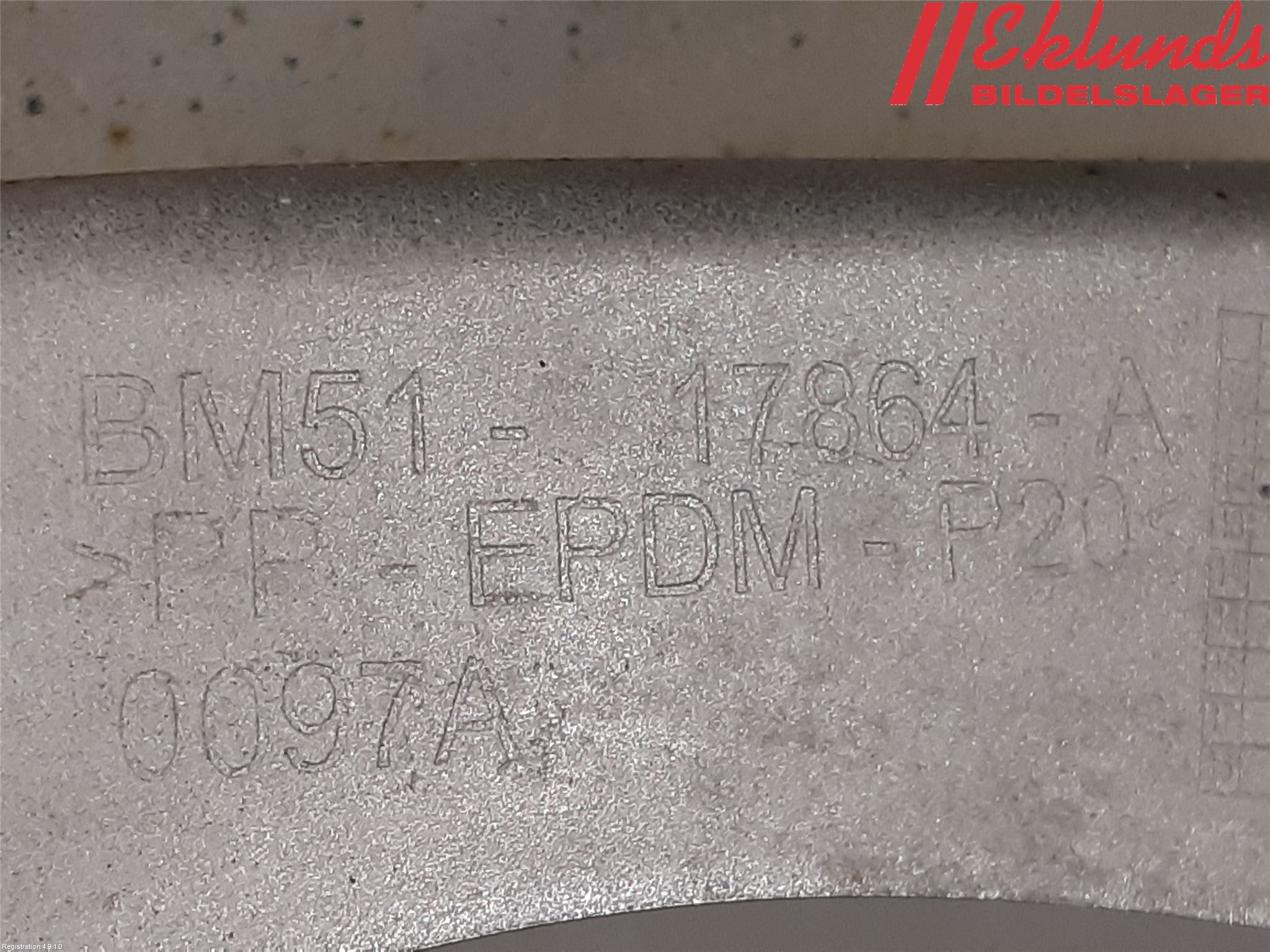 Ford FOCUS 11-14 Skärm Bak Höger