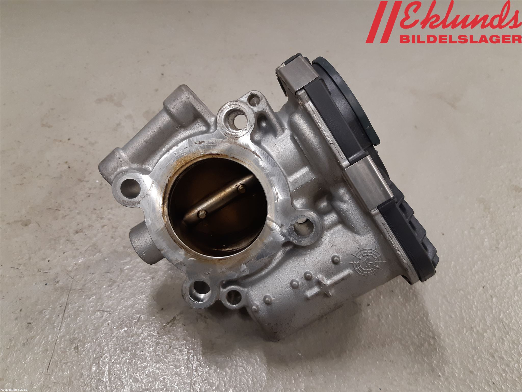 Opel MERIVA B 10-17 Injspjällhus