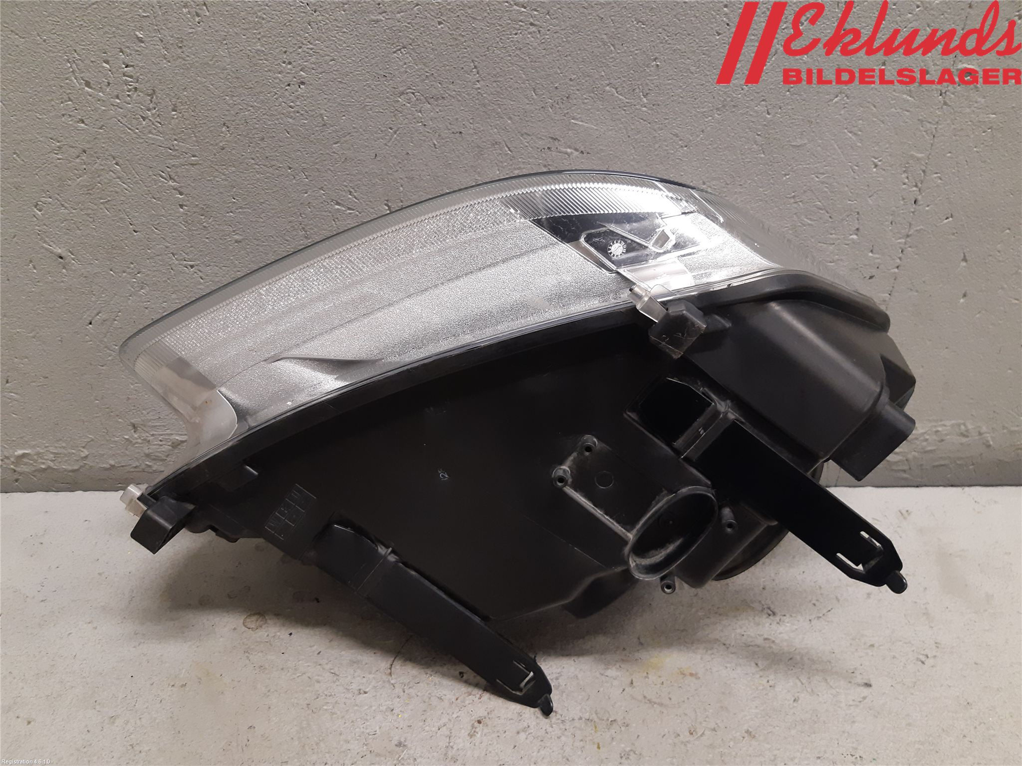 Ford FOCUS C-MAX I 07-10 Strålkastare Vänster