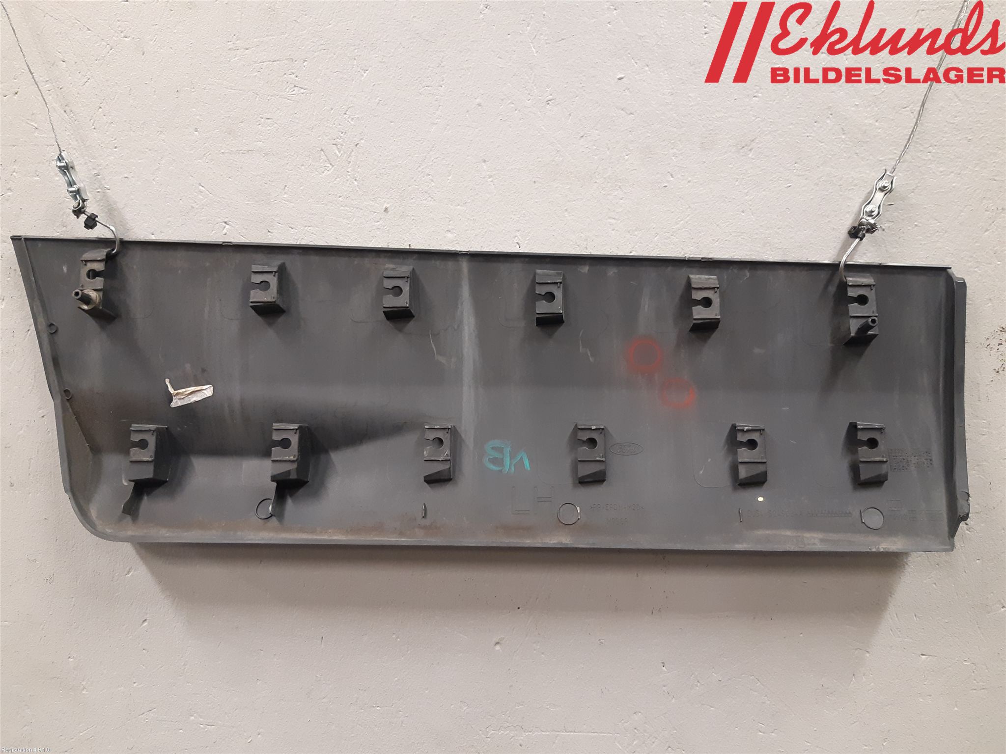 Ford KUGA 17-19 Dörr Dekorlist Bak Vä