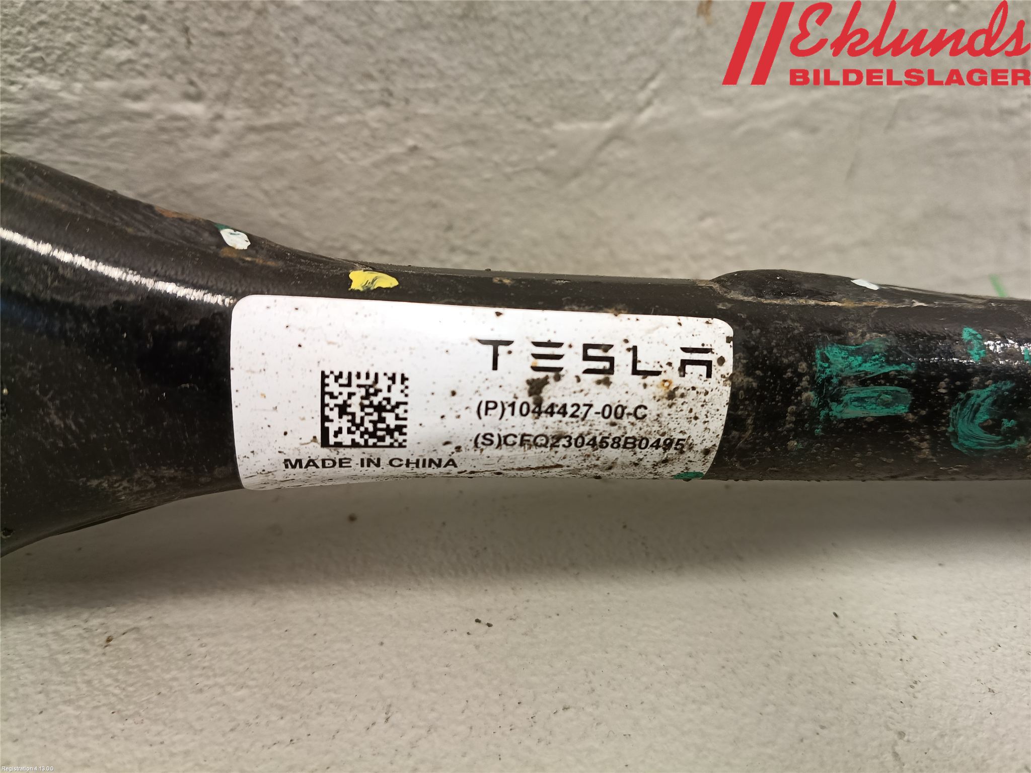 Tesla MODEL 3 17- Bärarm Bak Höger