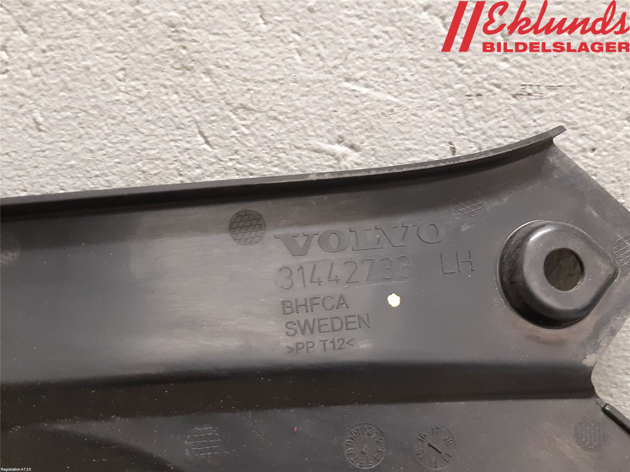 Volvo XC90/RECHARGE 16- Täckplast Front